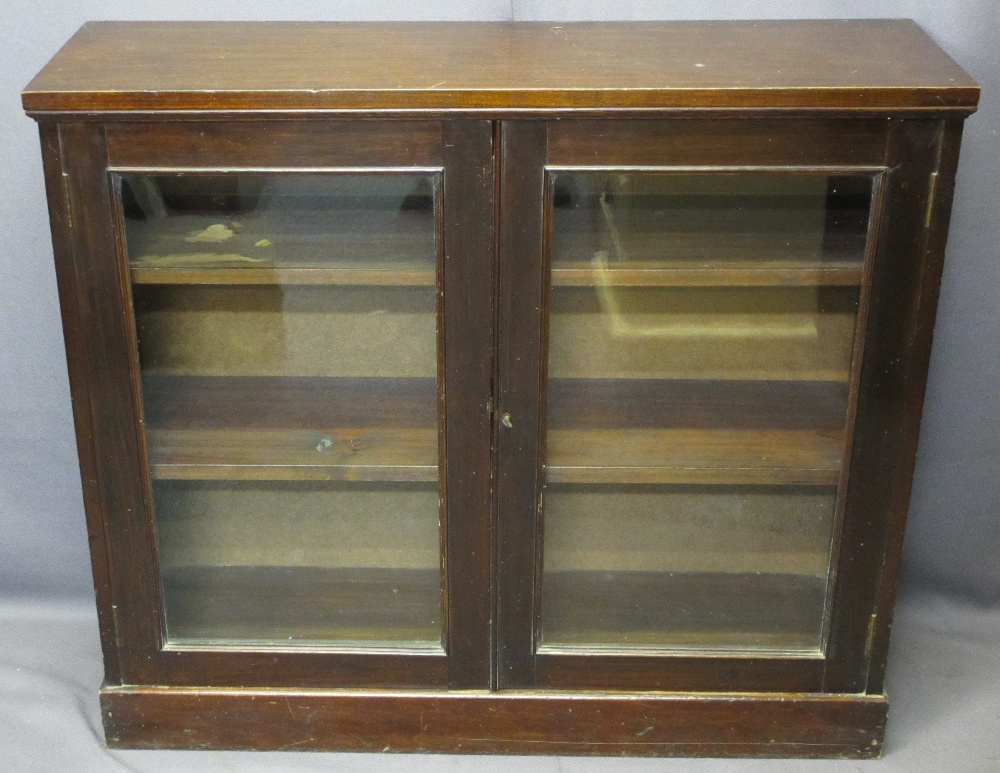 VINTAGE FURNITURE ITEMS (2) to include a four drawer mahogany chest on ball and claw feet, 102cms - Image 6 of 7