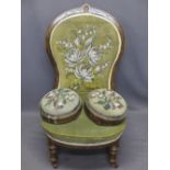 CIRCA 1900 ROSEWOOD EFFECT SPOONBACK PARLOUR CHAIR and two circular foot stools, all having beadwork