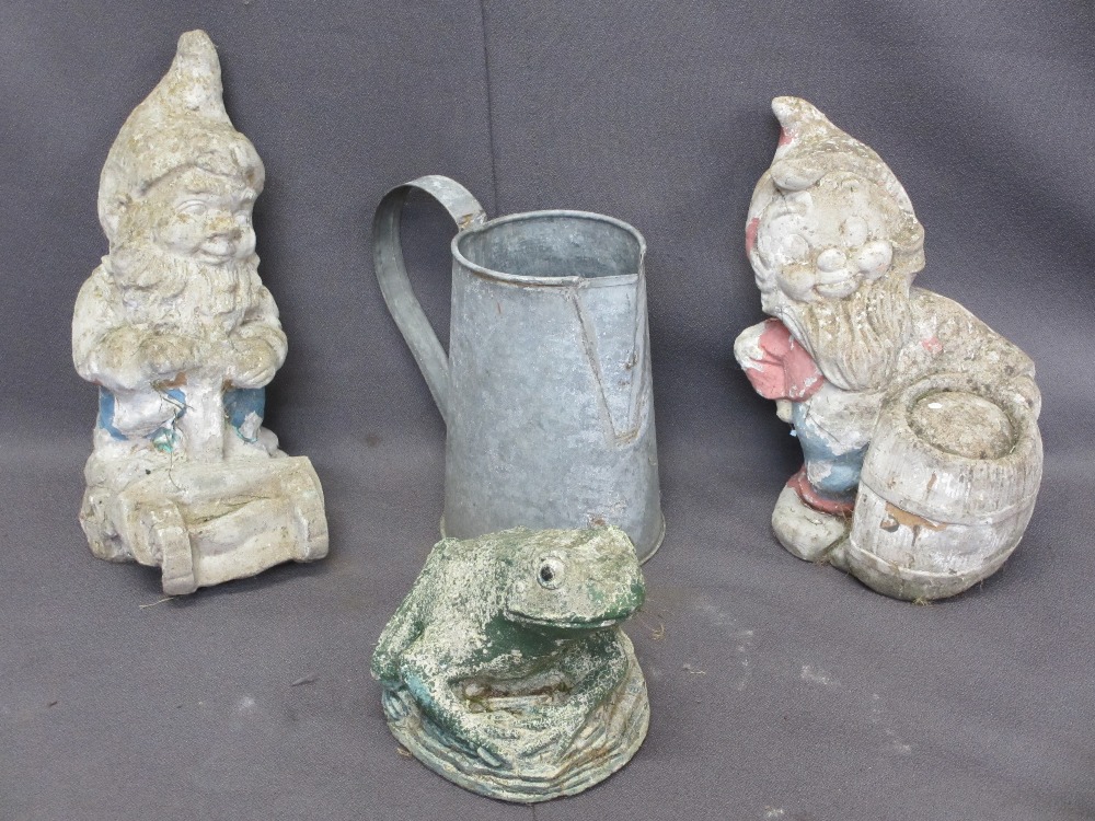 GARDEN STONEWARE - GNOMES ETC