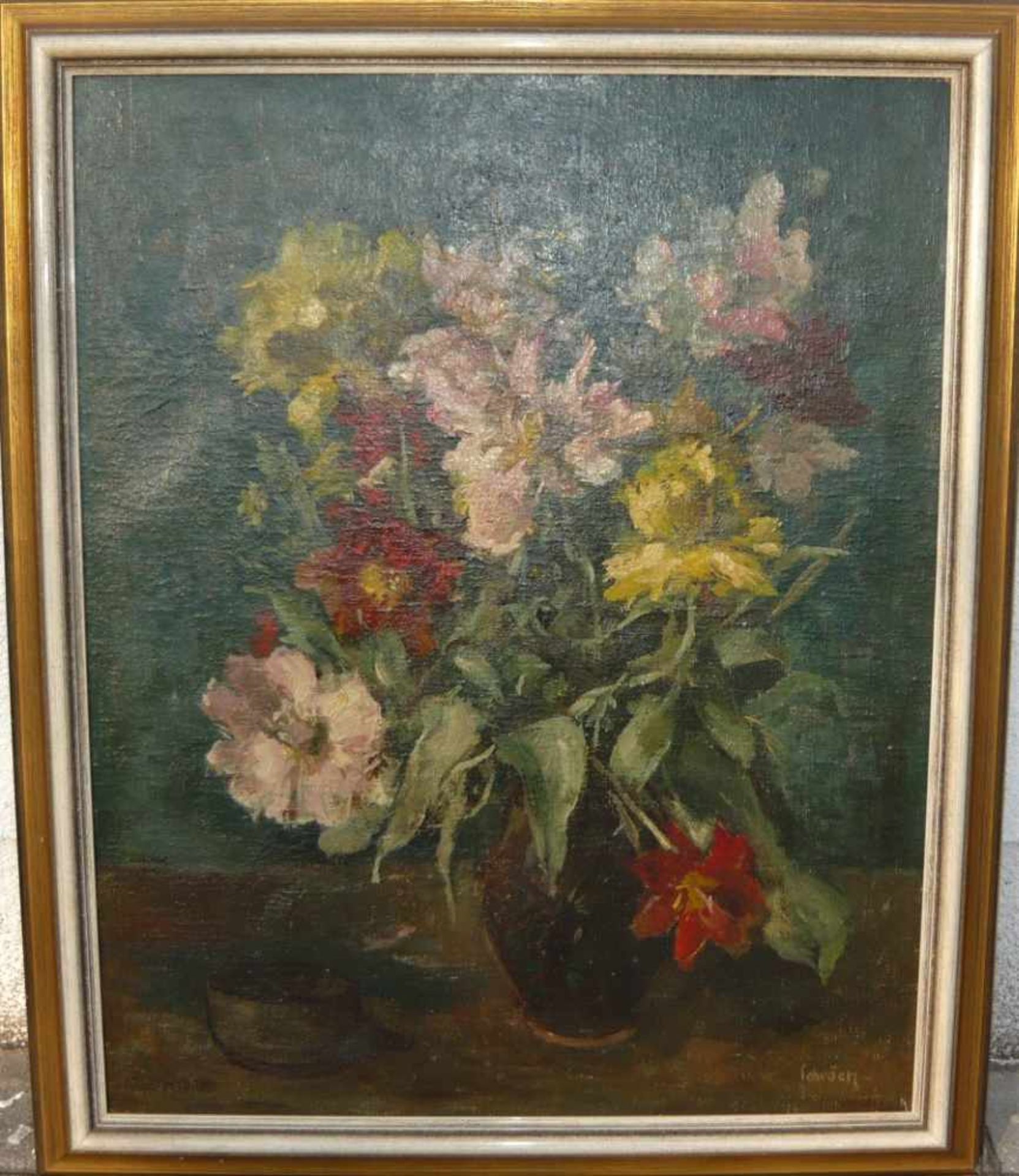 Schröers. Blumenstillleben. Öl/Lw. Sig.u.r. Rahmen ca. 87x71cm.- - -22.00 % buyer's premium on the