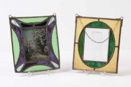 Paar Rahmen.20. Jh. Glas mit Bleiverglasung. Ovaler Ausschnitt. Aufhängung. H: 20 x 16 cm.