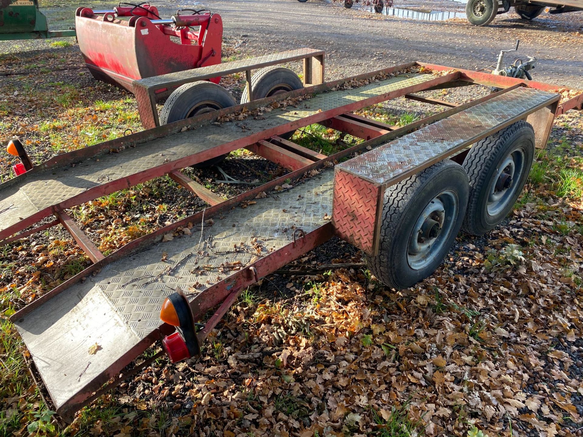 CAR TRANSPORTING TRAILER - Image 3 of 3