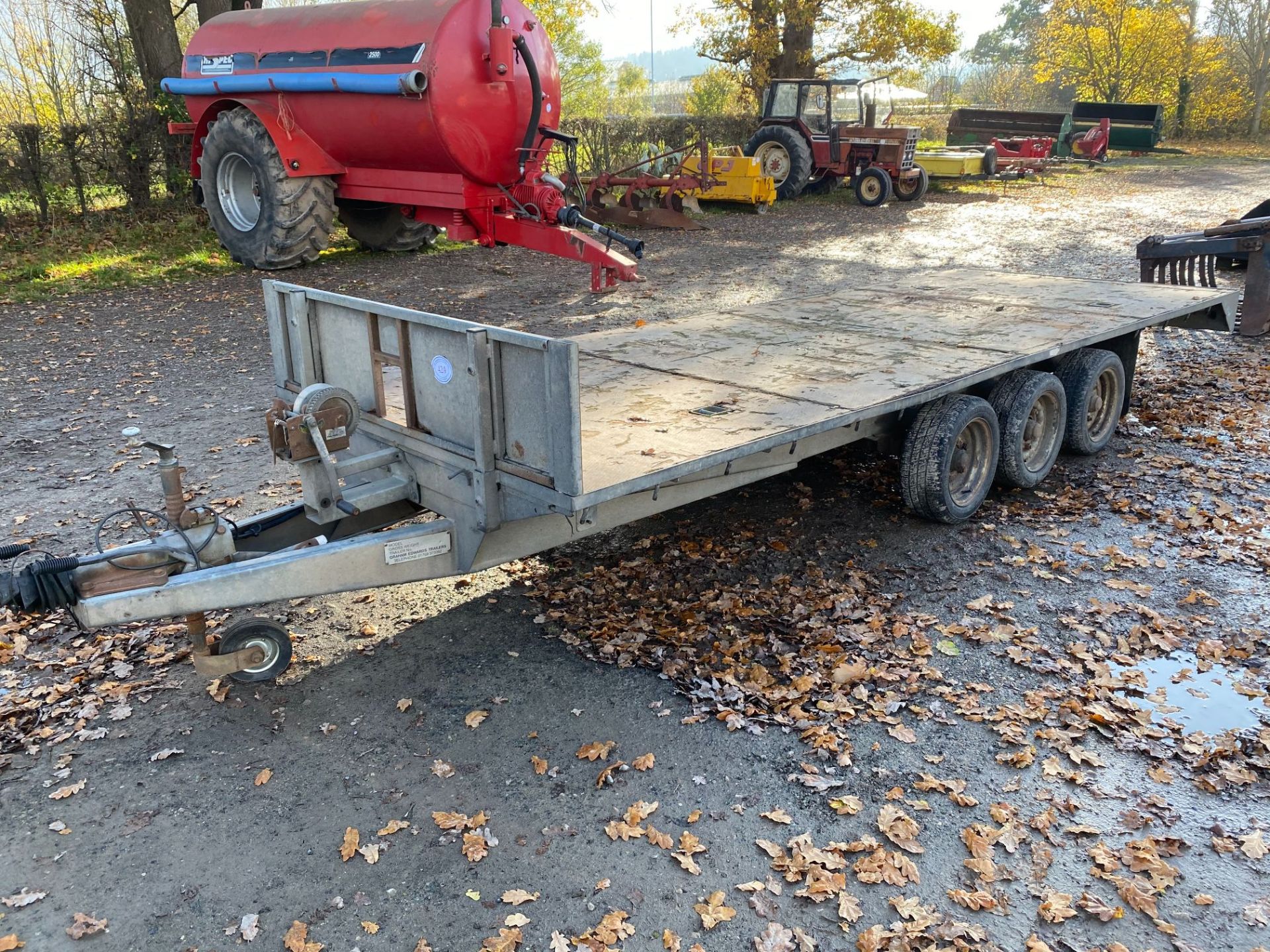 GRAHAM EDWARDS TRIAXLE FLAT TRAILER