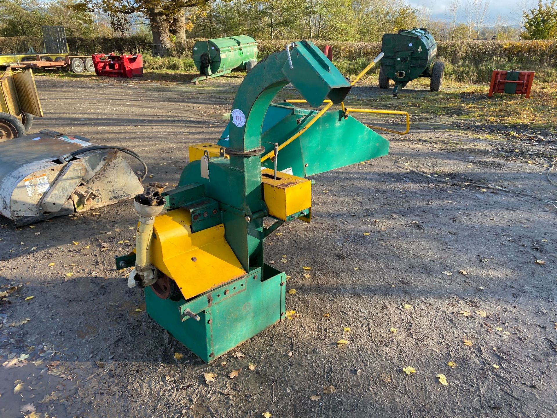 TOWNSUNNY WOOD CHIPPER WITH PTO - Image 3 of 3