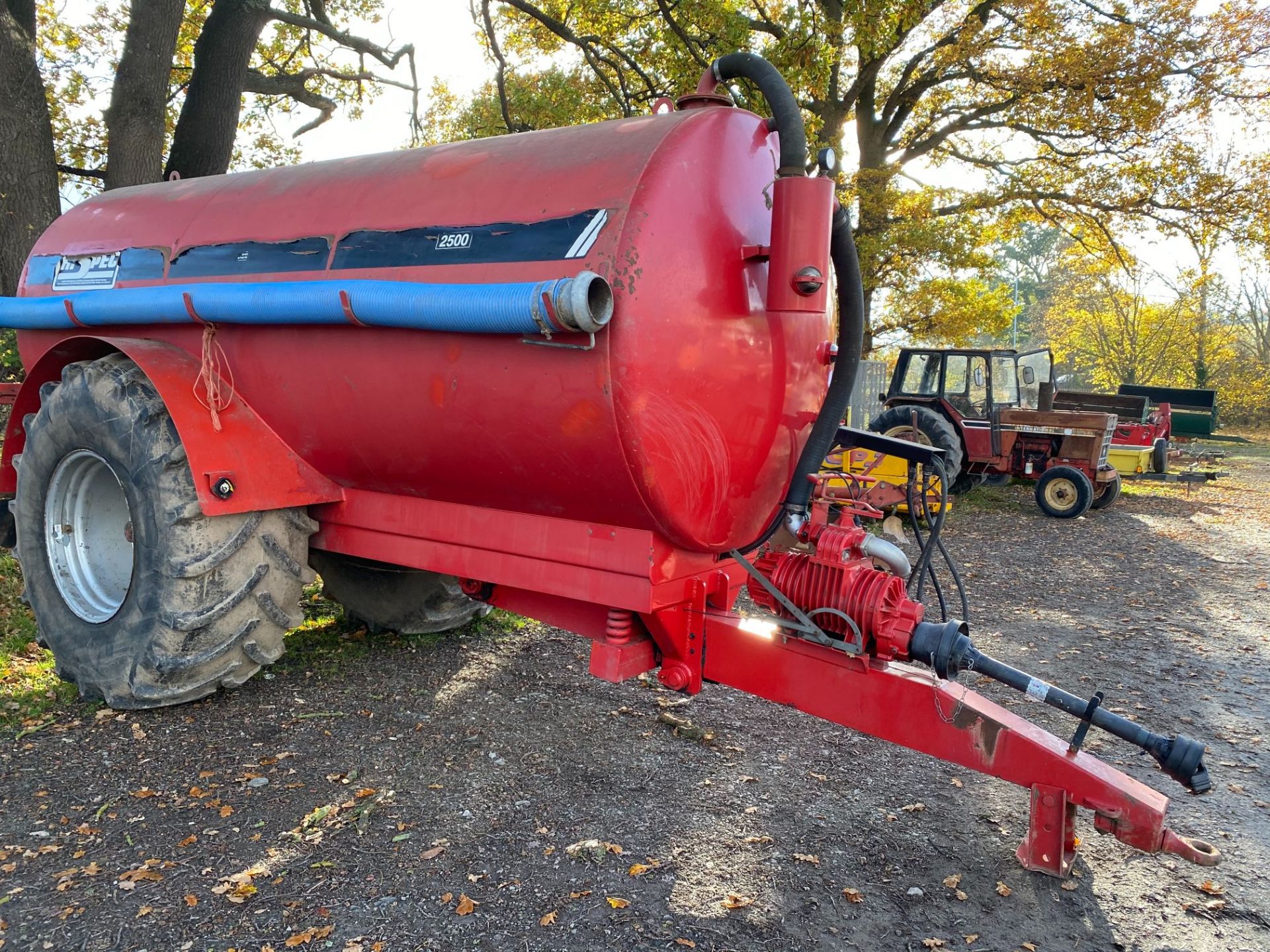 HI SPEC 2500 GALLON SLURRY TANKER WITH NOZZLE - Image 2 of 3