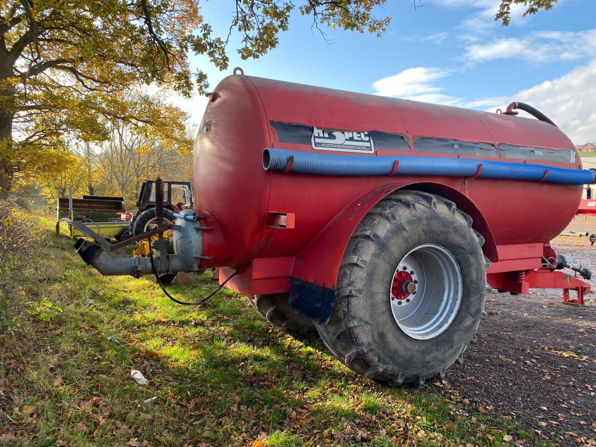 HI SPEC 2500 GALLON SLURRY TANKER WITH NOZZLE - Image 3 of 3