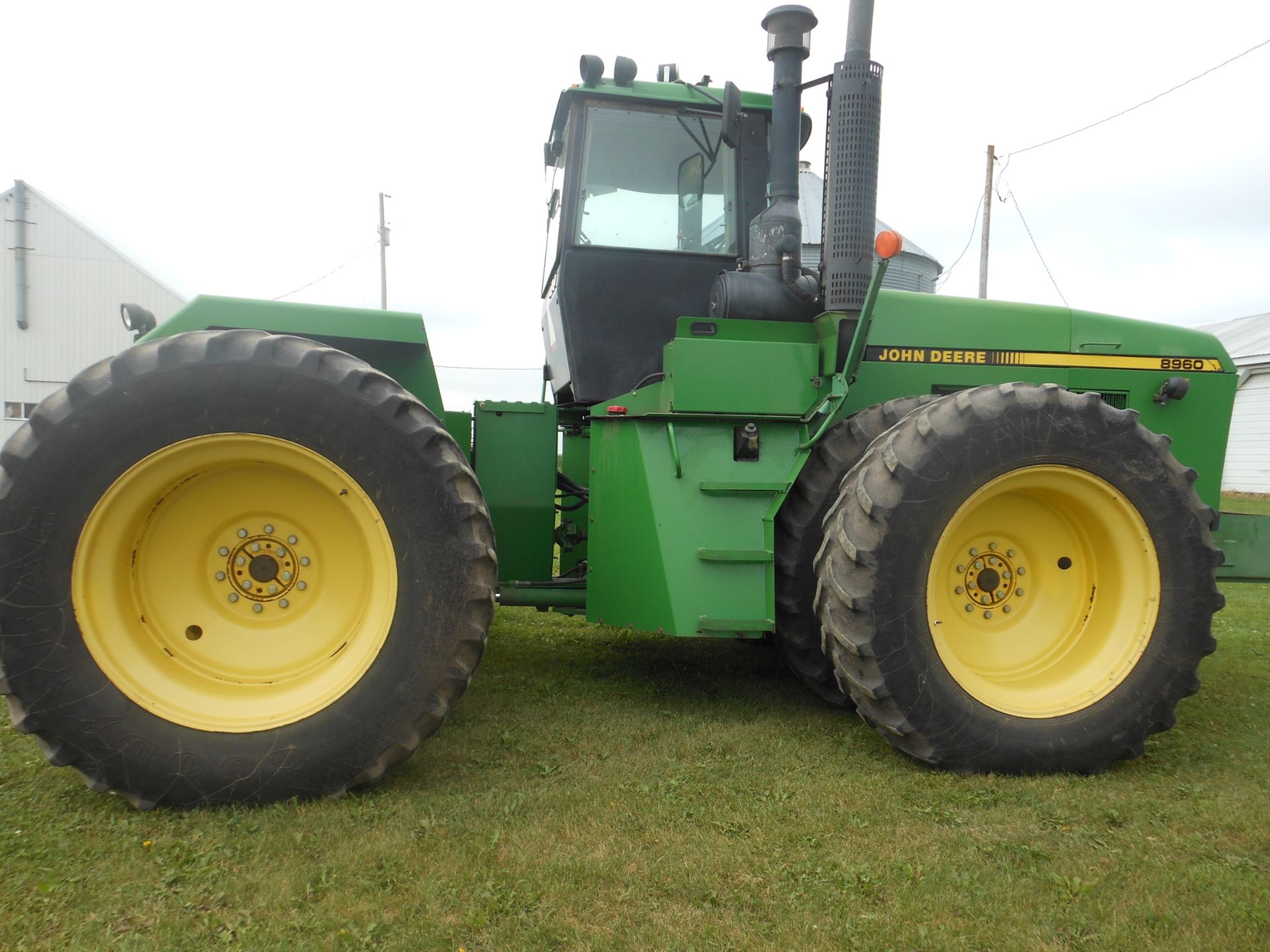 1992 8960 JD 4WD 20.8-42 duals - Image 5 of 8