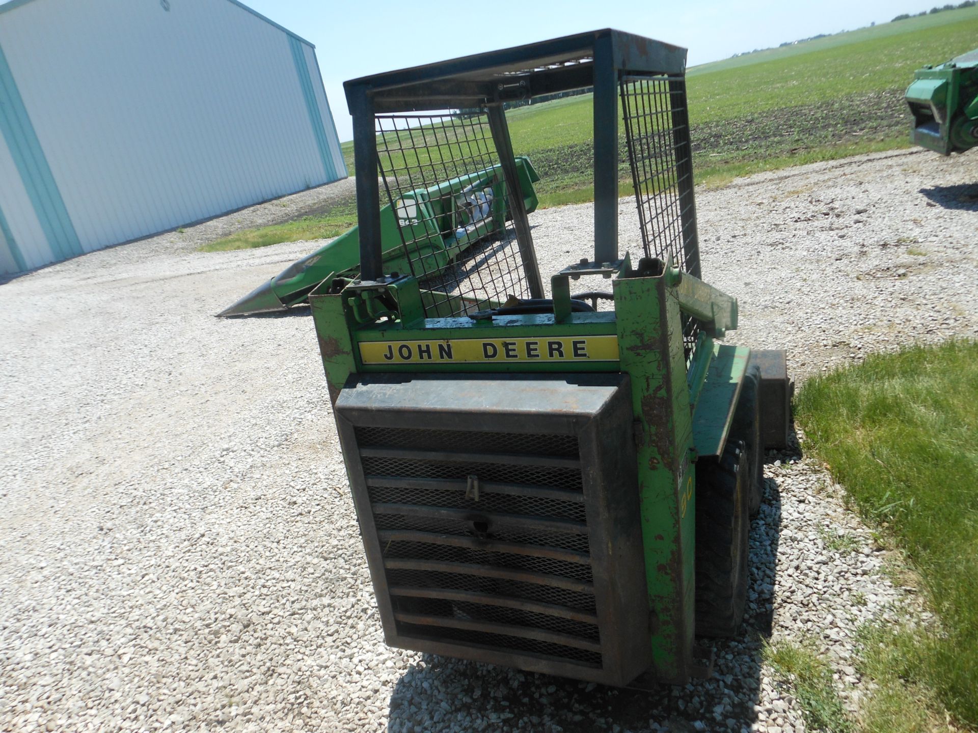 JD 90 gas skid loader - Image 4 of 4