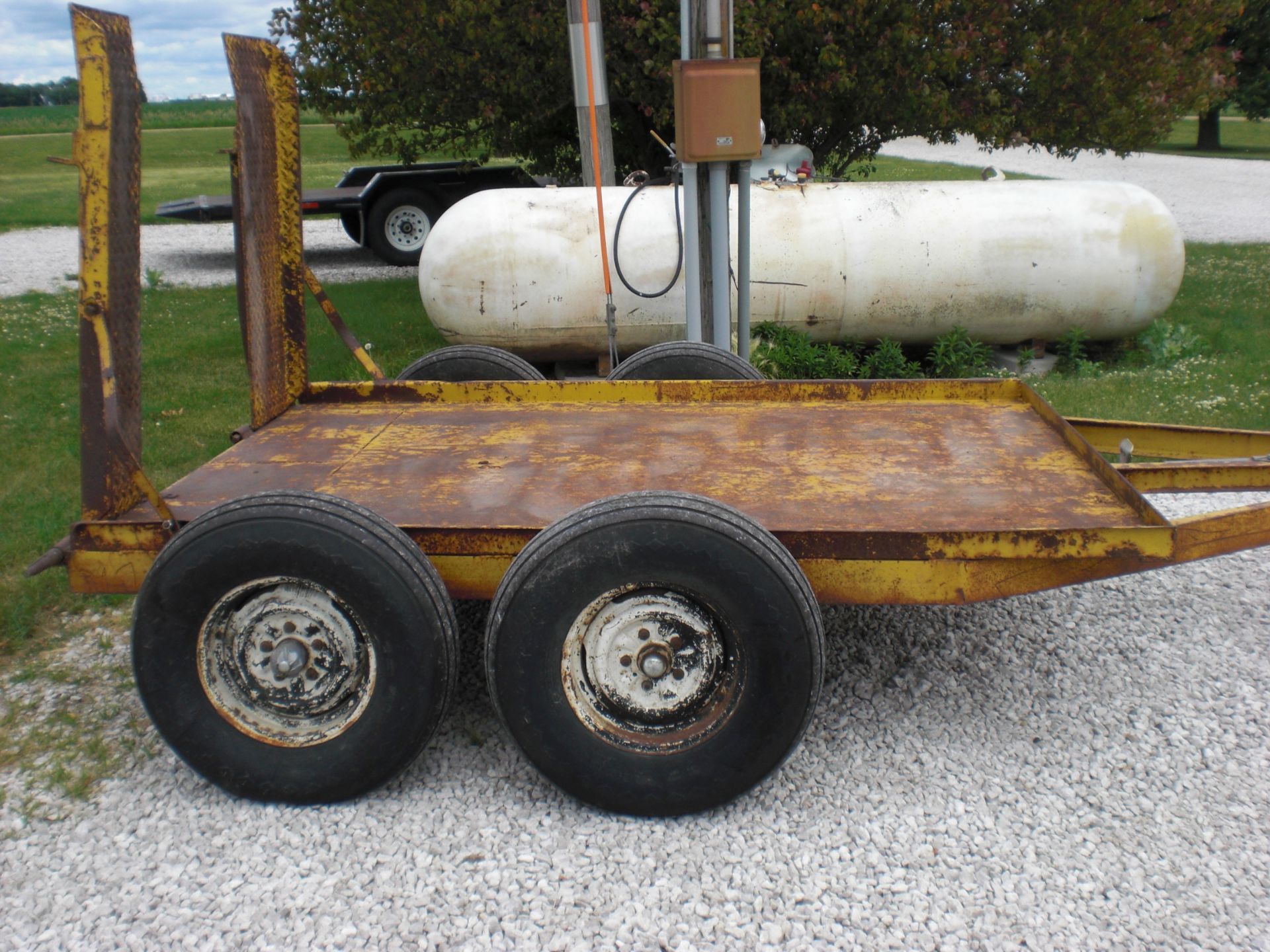 8’ tandem skid loader trailer