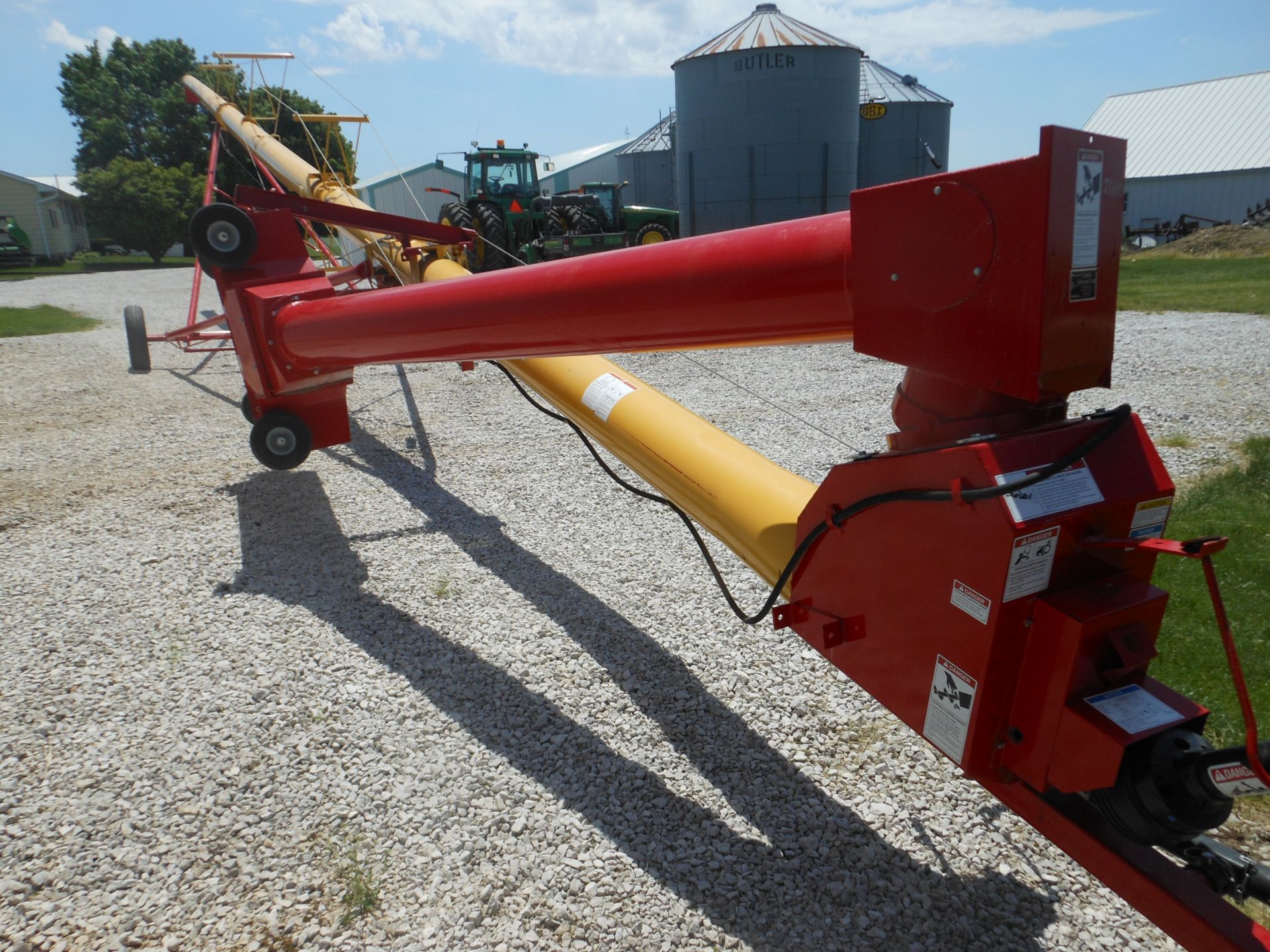 10”X71 Westfield auger w/truck hopper, hyd. raise. - Image 5 of 7