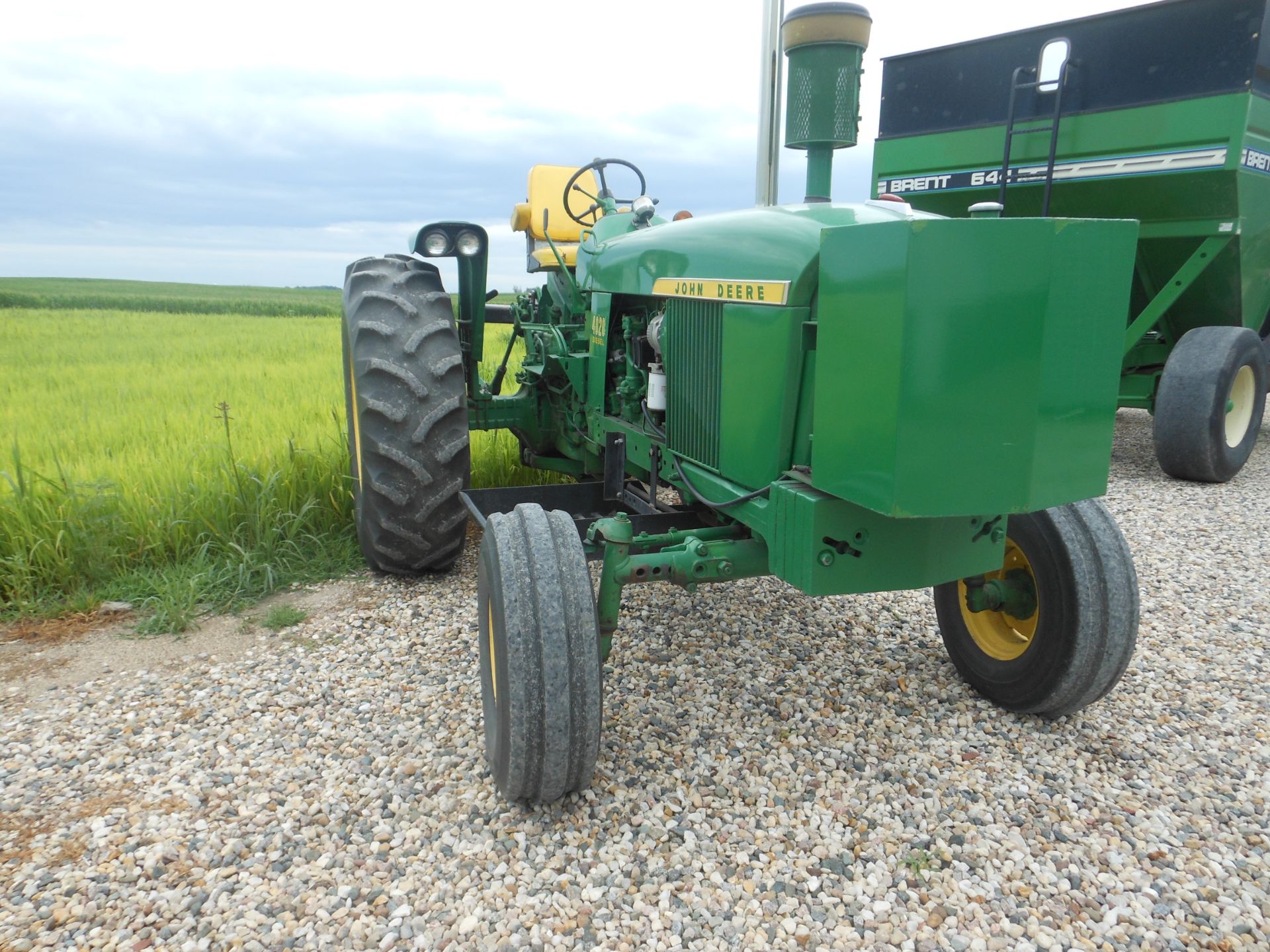 1966 JD 4020 Diesel, wide front, Synchro, front weights & tank, rock box, 18.4-34, quick coupler, - Image 2 of 4