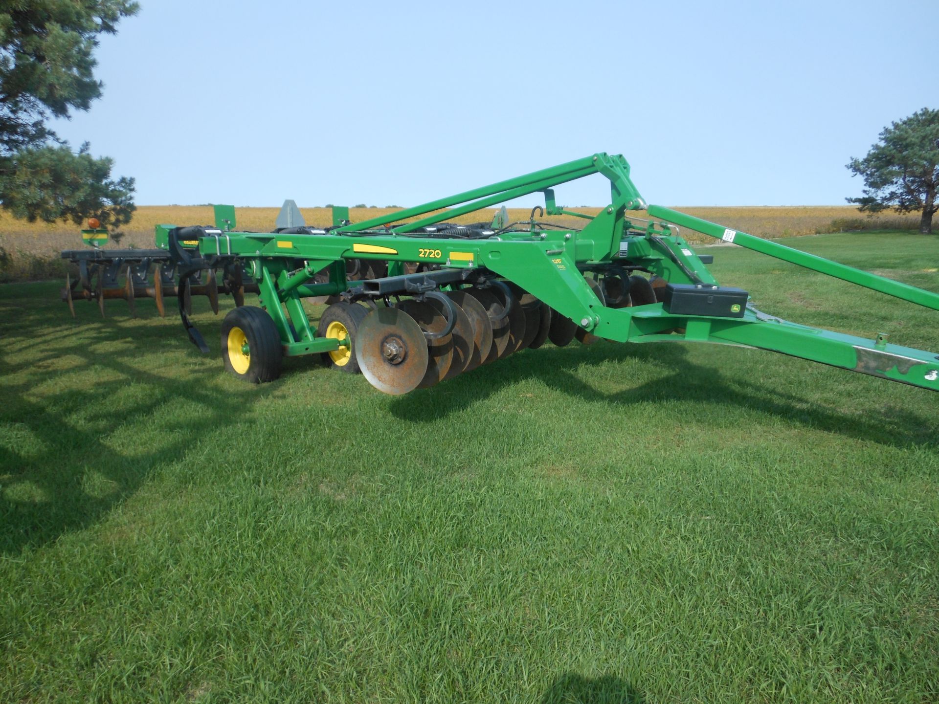 5 shank JD 2720 disc ripper. - Image 4 of 5