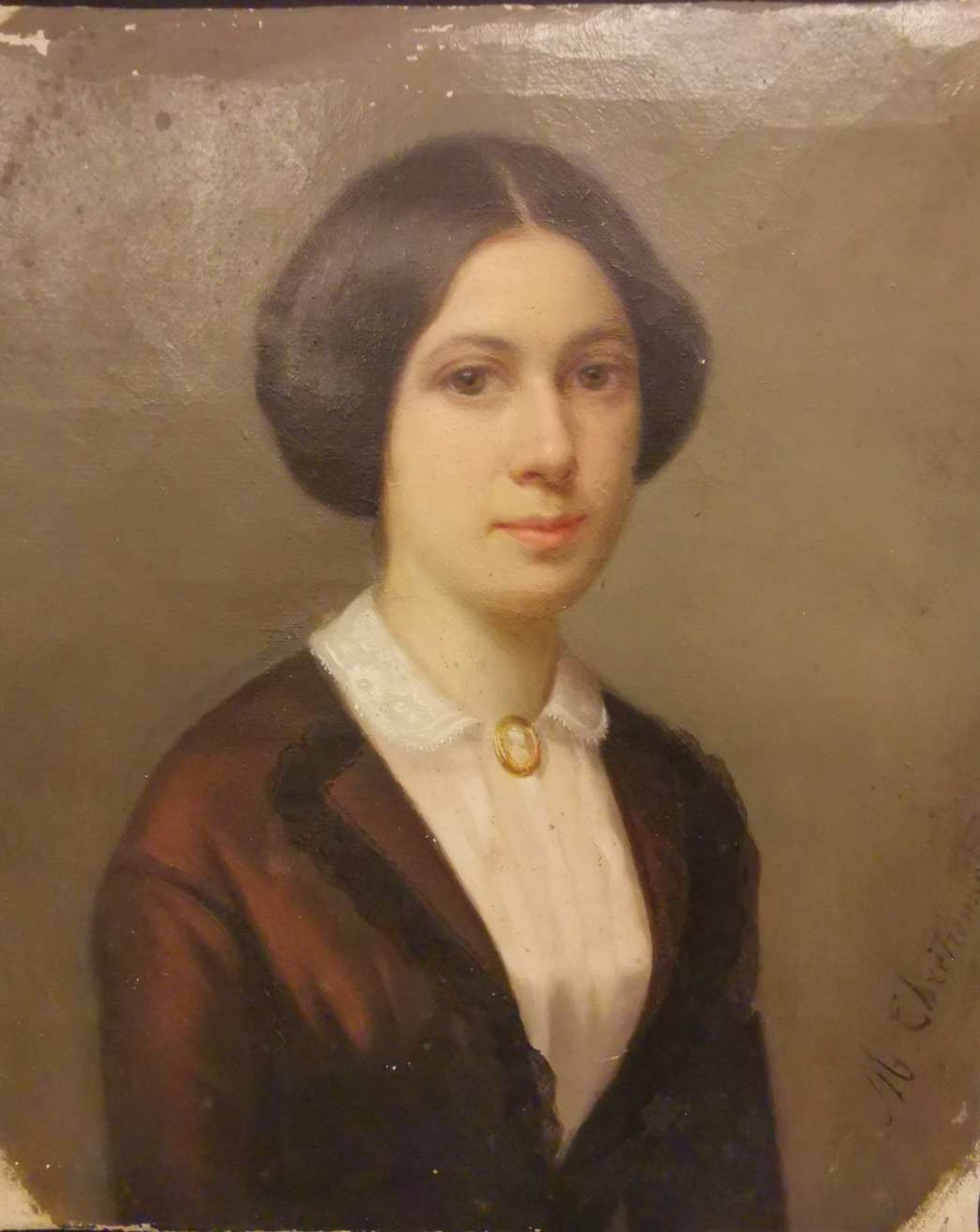 Ecole française du XIXe. Portrait de jeune femme. Huile sur toile, porte une signature en bas à