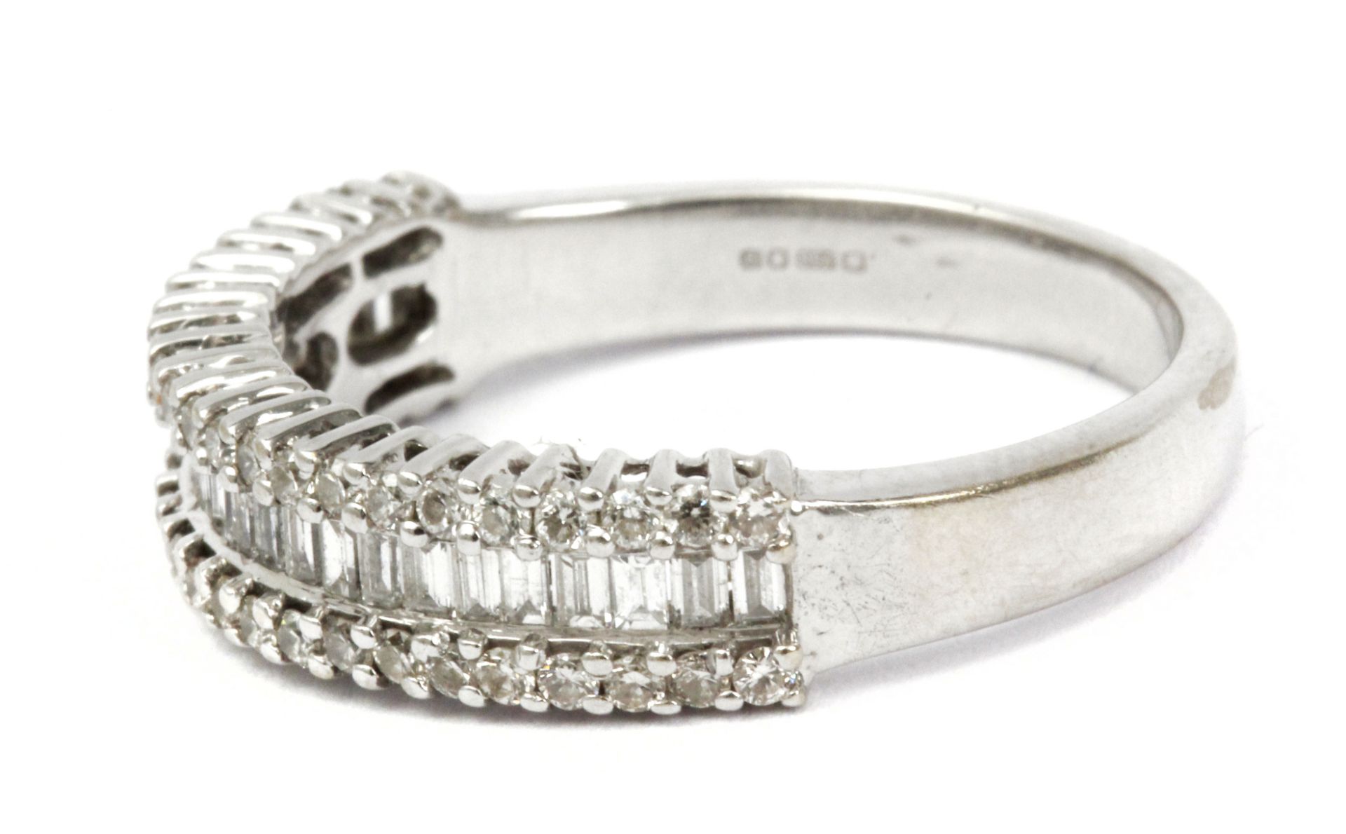 A half eternity diamond ring with an 18k - Image 2 of 2