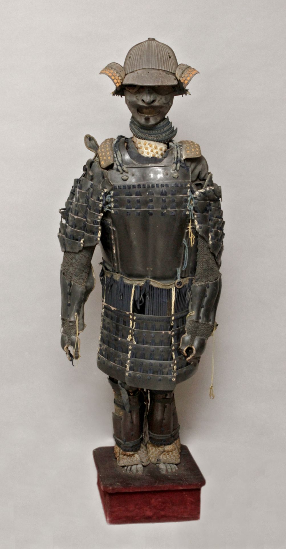 A Japanese Edo armour, early 19th century