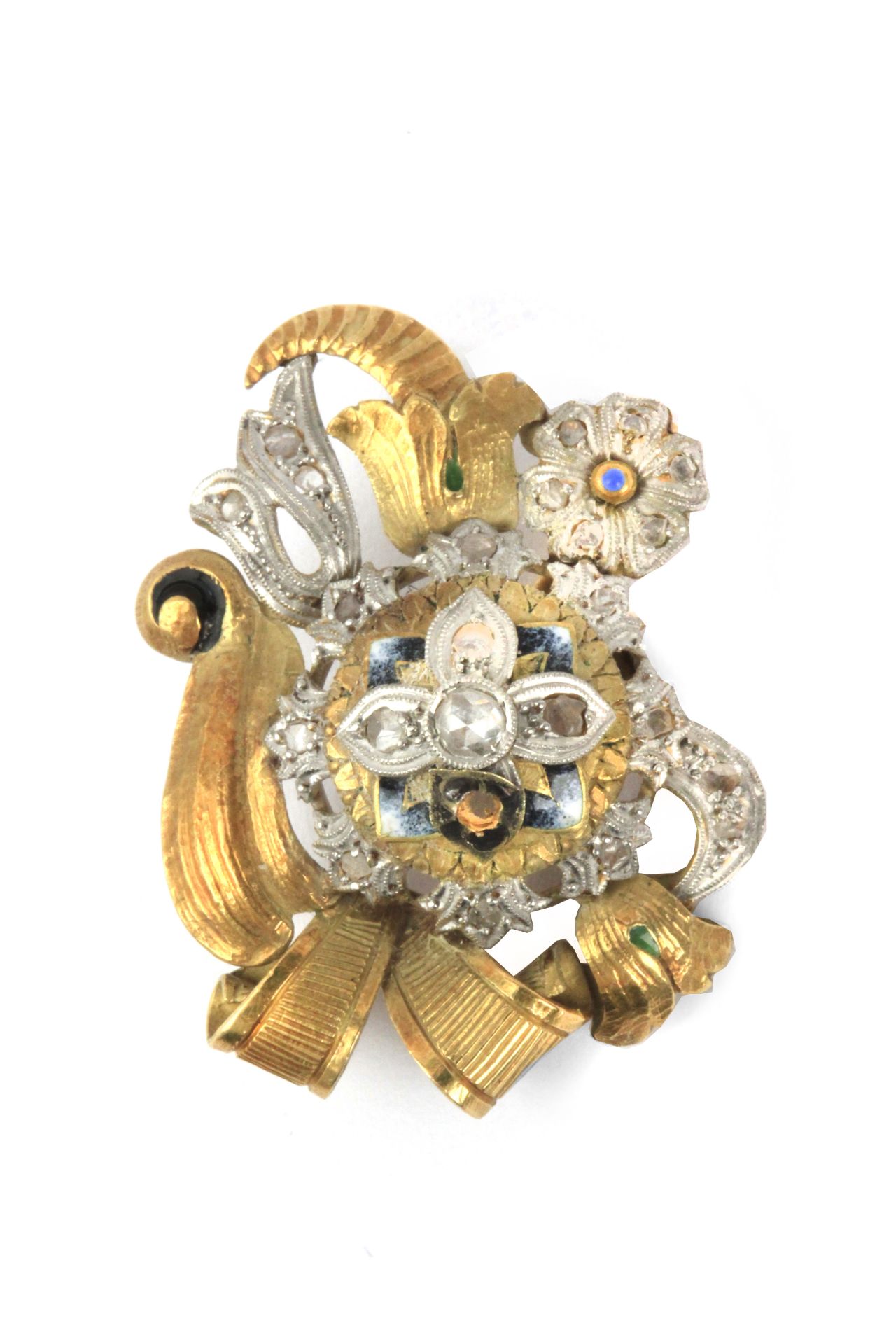 A flowery brooch circa 1950. 18k. yellow gold and platinum setting, rose cut diamonds and enamels