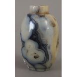 Early 20th century snuff bottle in carved agate