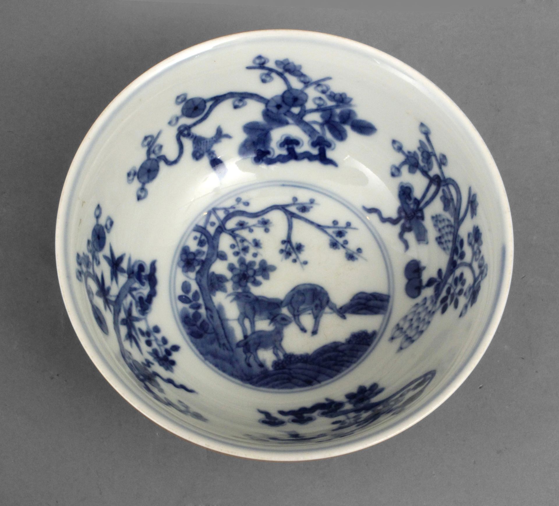 Late 19th century-early 20th century Chinese porcelain bowl - Image 4 of 5