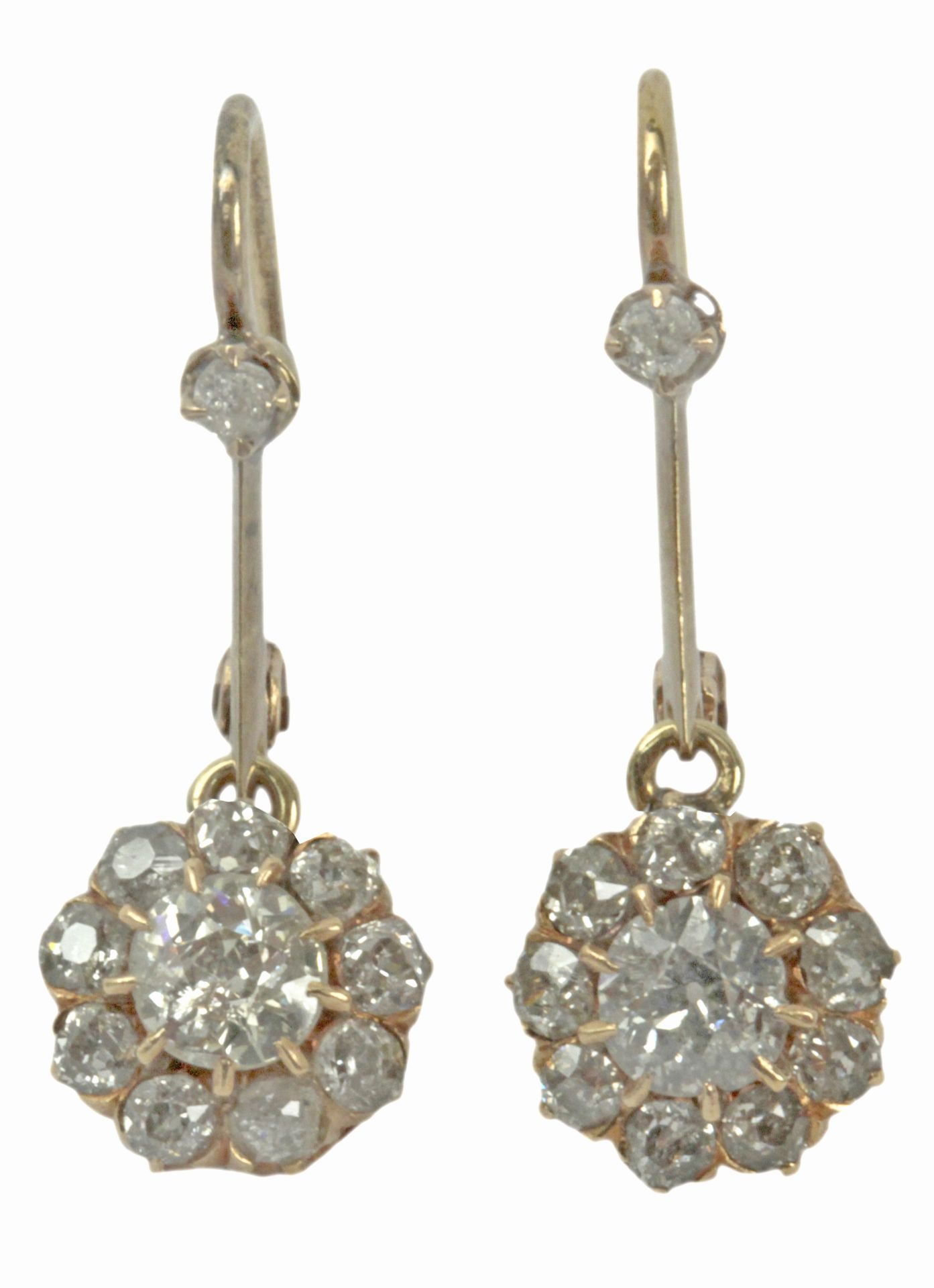 A late 19th century set of diamond cluster ring and earrings - Image 3 of 3