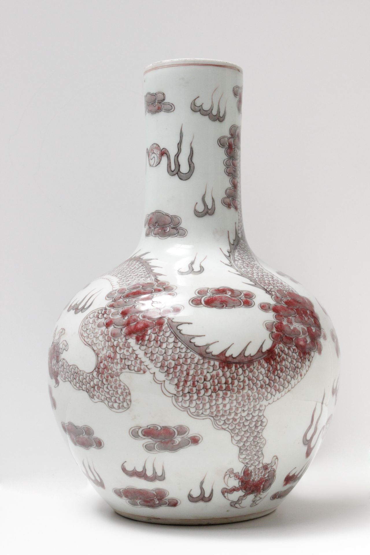 A 20th century Chinese Tianqiuping porcelain vase