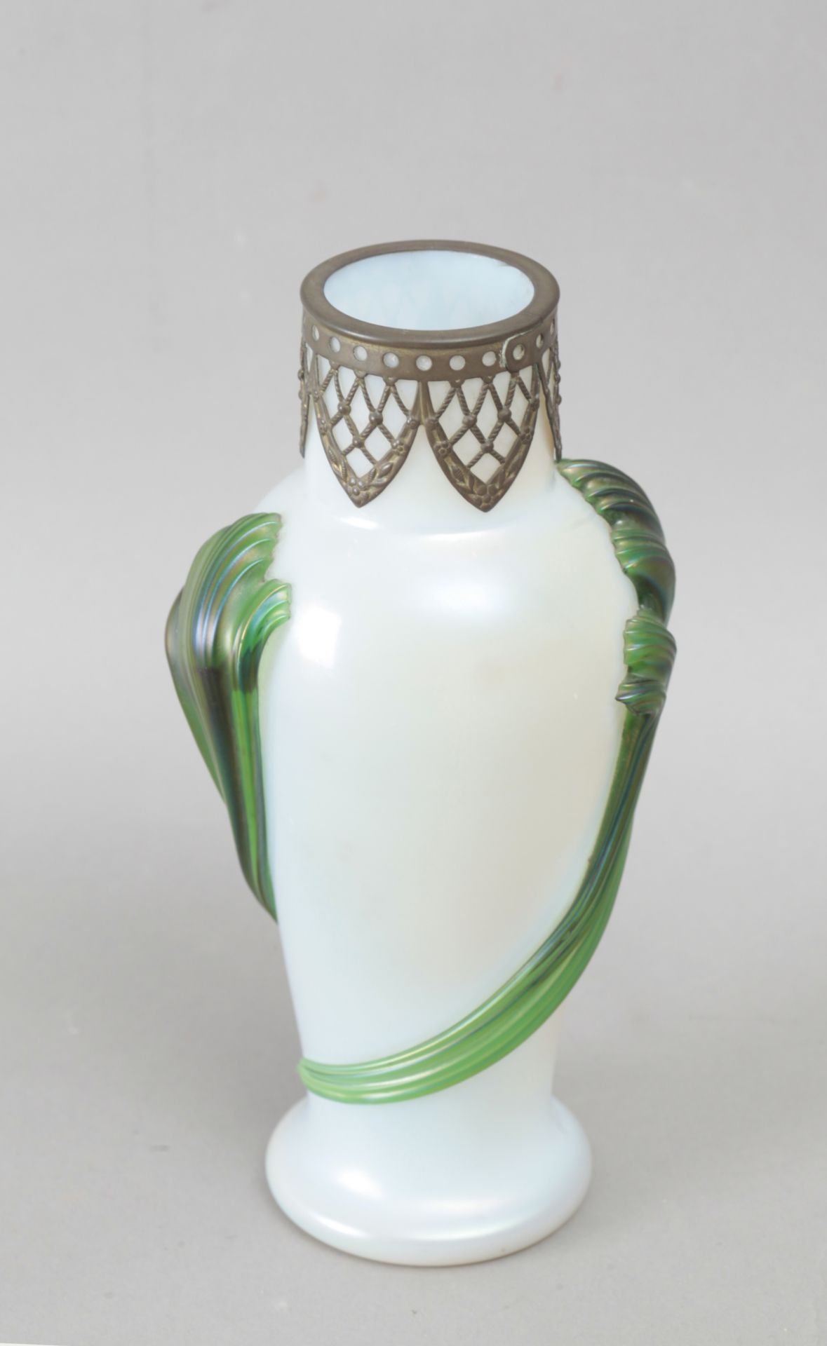 An early 20th century Art Nouveau vase in Loetz glass - Image 3 of 3