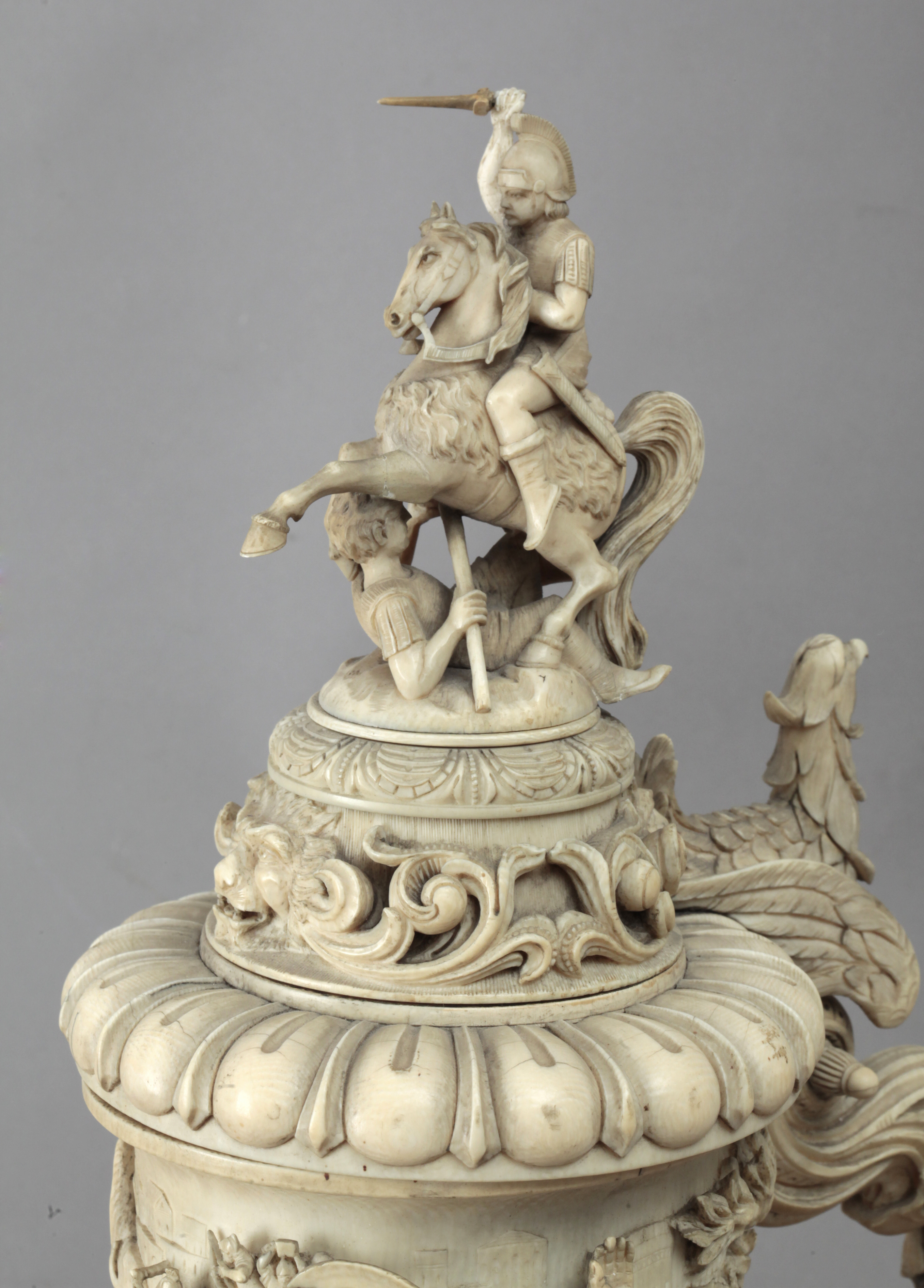 A 19th century carved ivory tankard, Central Europe - Image 3 of 7