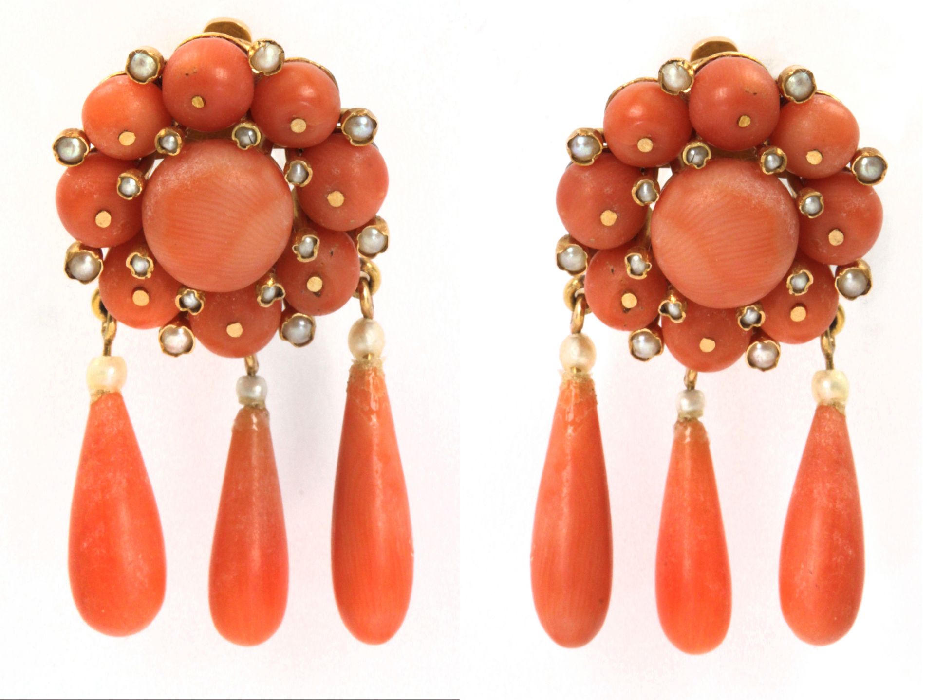 A late 19th century Victorian cluster earrings