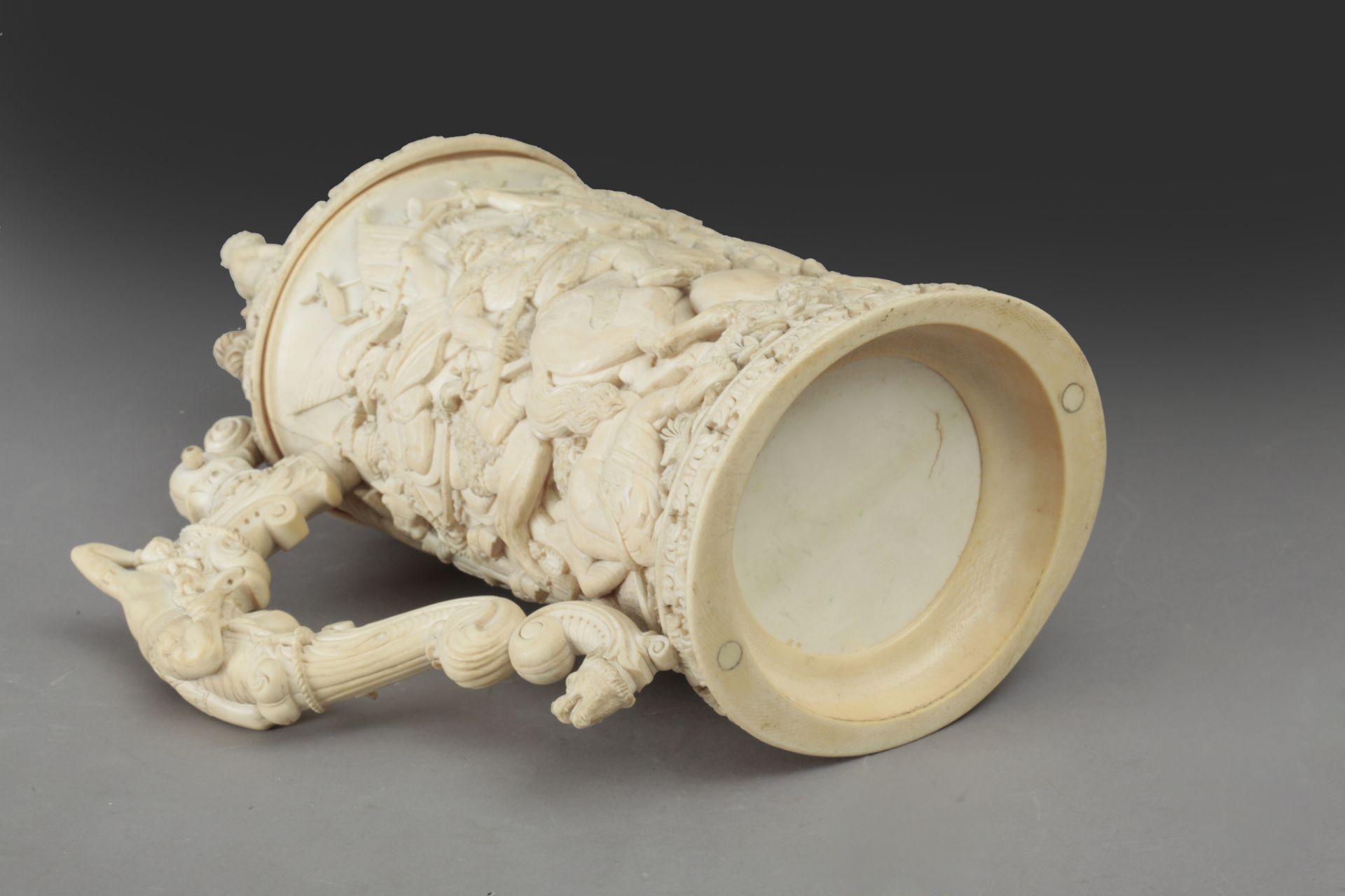 A carved ivory tankard, Germany circa 1880 - Bild 9 aus 9