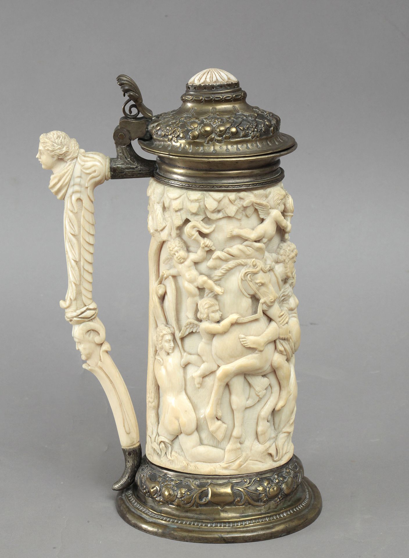 A carved ivory tankard, Germany circa 1880 - Image 2 of 4