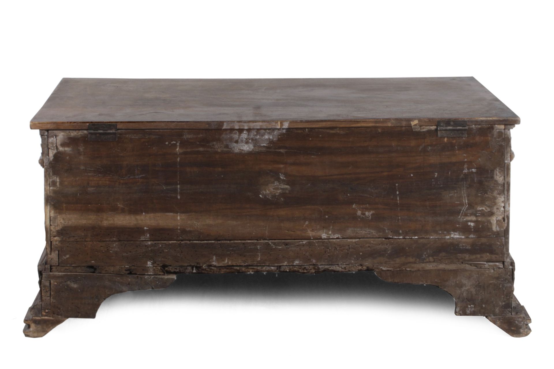 18th century walnut bride chest - Image 4 of 4