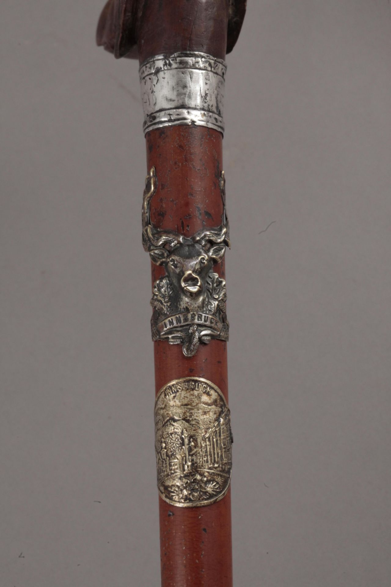 A 19th century Austrian walking cane in carved wood and silver - Bild 5 aus 5