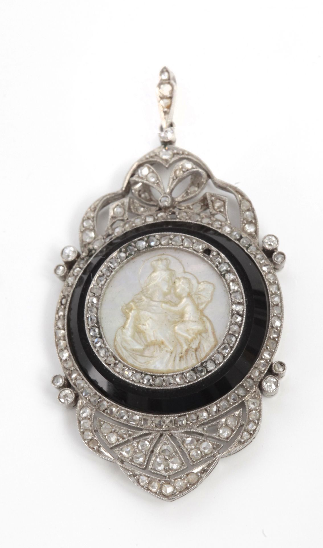 A Belle Époque devotional medal circa 1918 in platinum and rose cut and old European cut diamonds