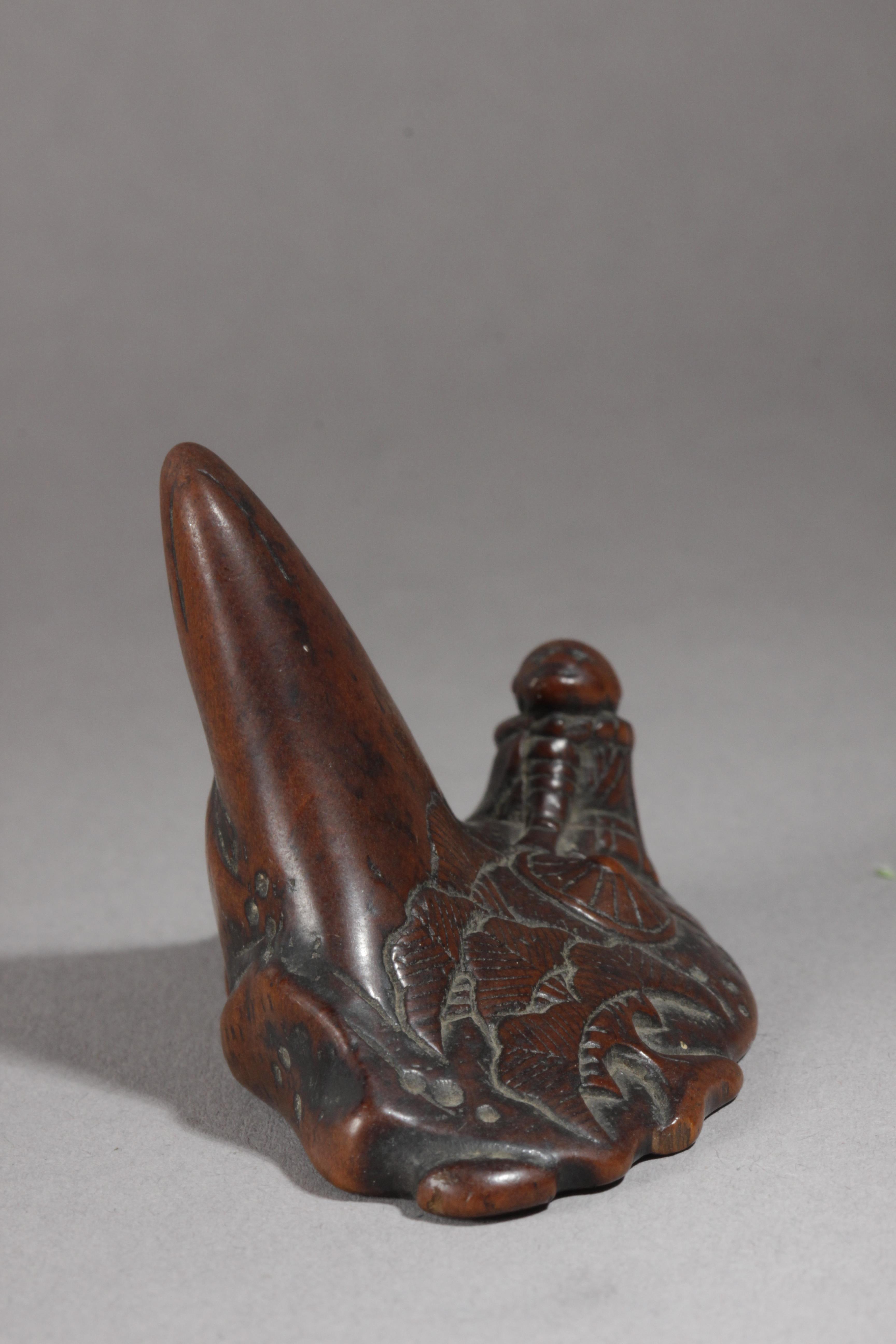 A 19th century Japanese netsuke - Image 4 of 5