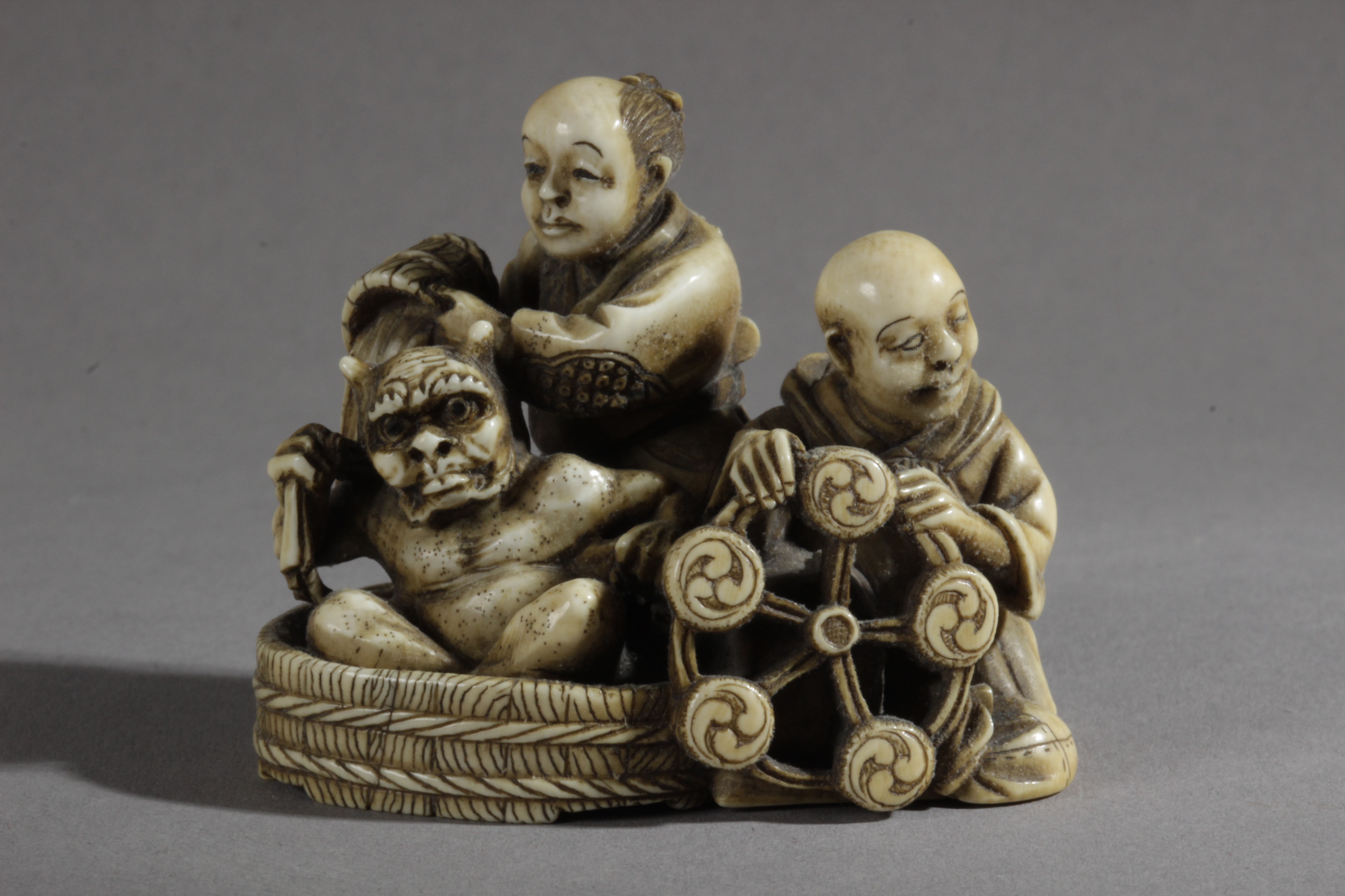 A Japanese netsuke from Meiji-Taisho period circa 1900-1930