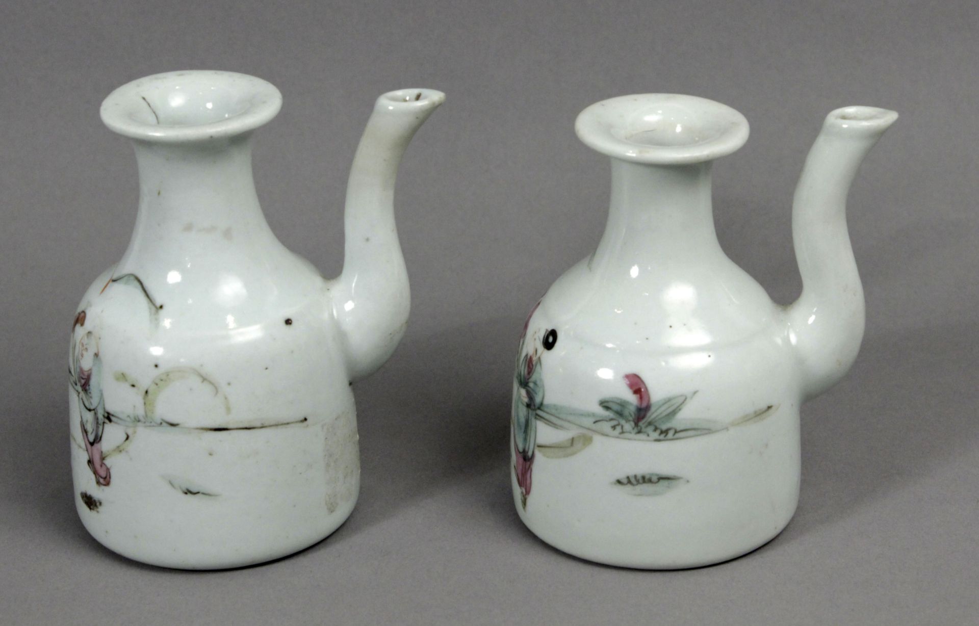 A pair of 18th century Chinese inkwells in polychromed porcelain