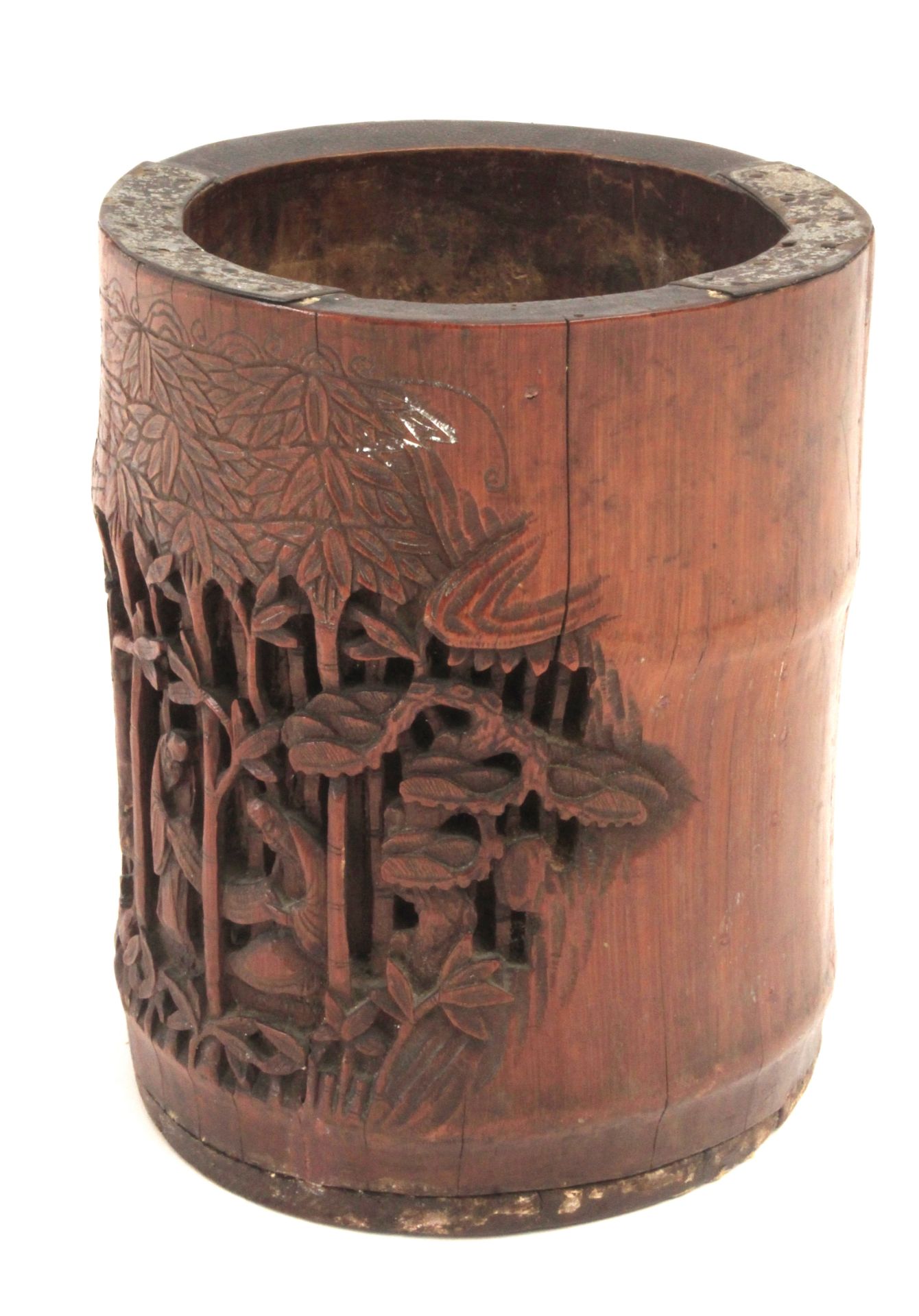 A 19th century Chinese brush pot from Qing dynasty in carved bamboo - Bild 2 aus 5
