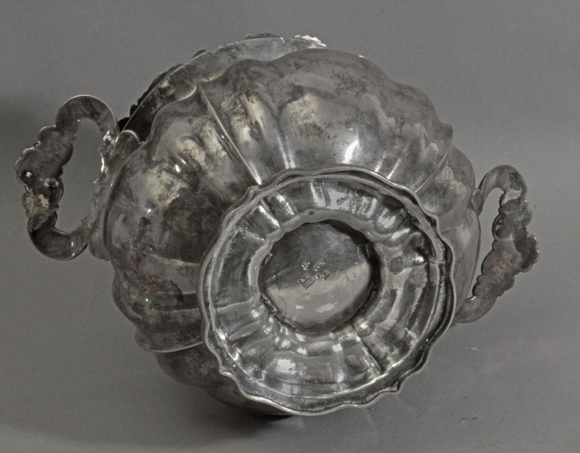 A Russian silver candy jar, Moscow, 1842 - Image 4 of 6