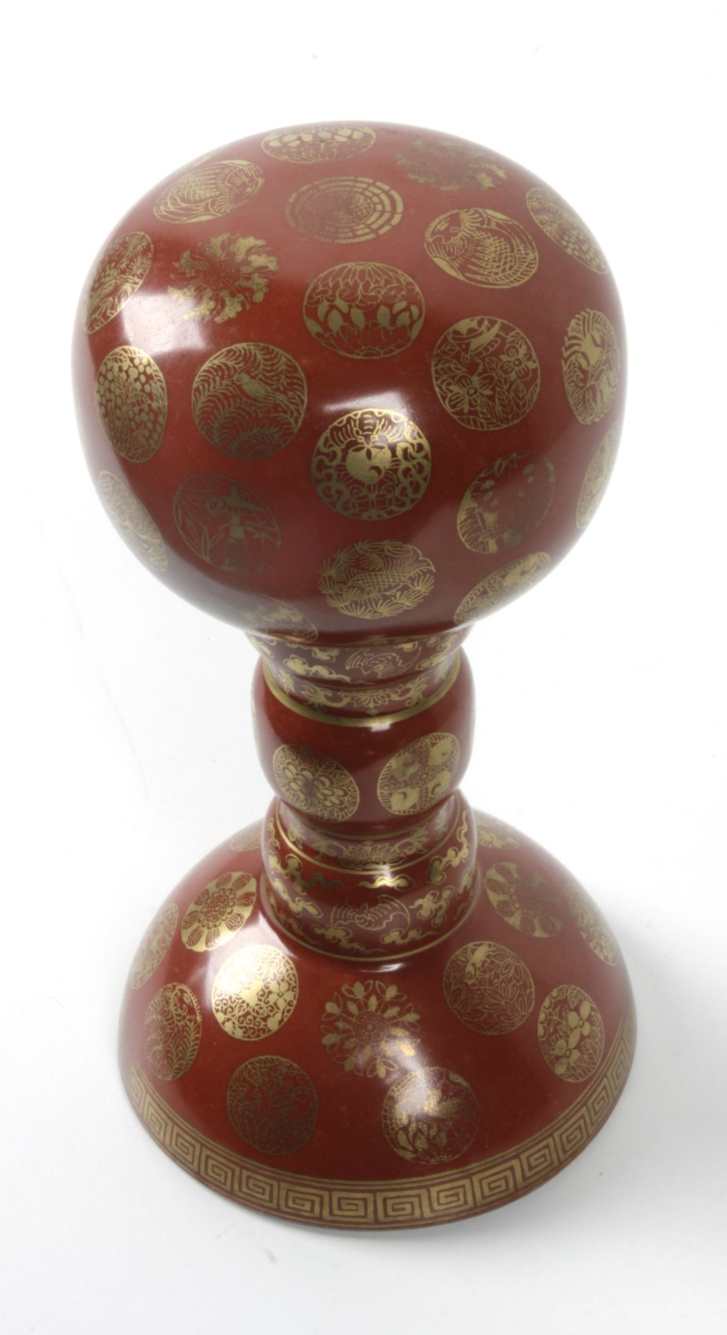A 20th century Chinese porcelain wig stand - Bild 4 aus 5