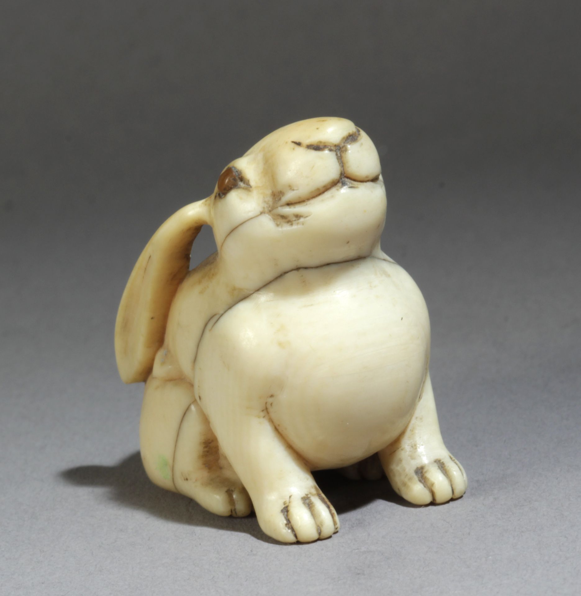 A mid 18th century Japanese netsuke from Edo period - Bild 5 aus 6