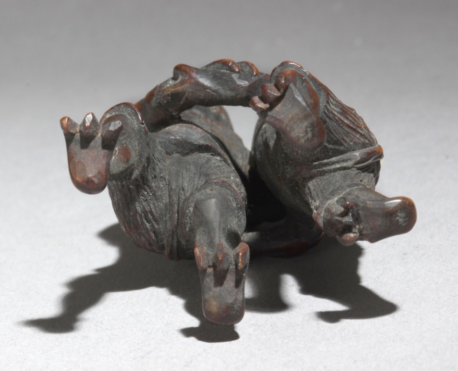 A 19th century Japanese netsuke from Meiji period - Image 6 of 6