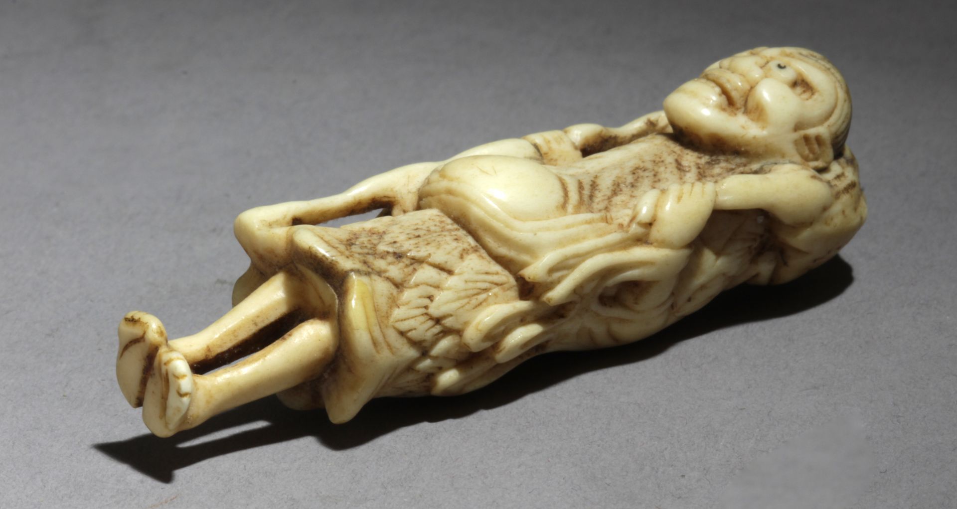 An early 19th century Japanese netsuke from Edo period - Bild 6 aus 6