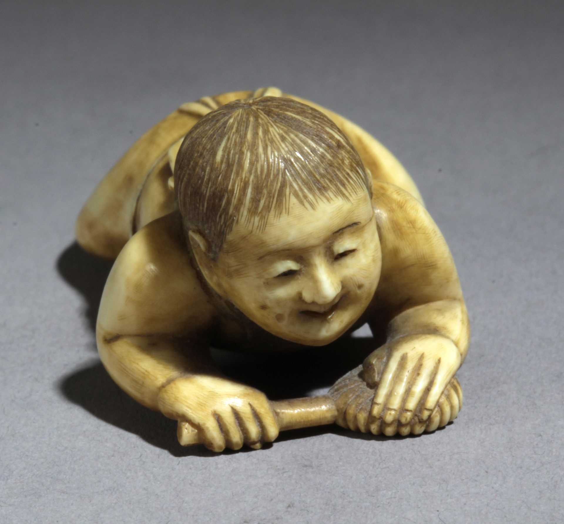 A mid 19th century Japanese netsuke. Signed Masatsugu - Image 2 of 6