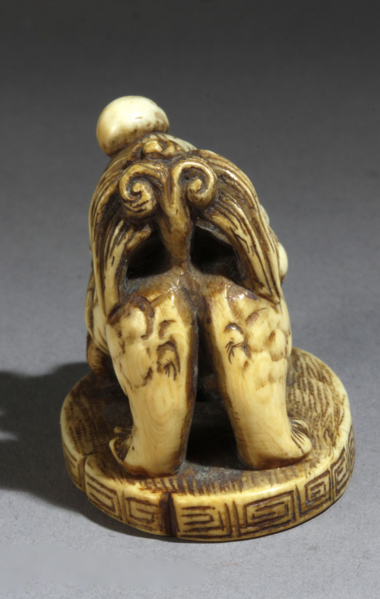 A mid 18th century Japanese netsuke from Edo period - Bild 5 aus 7