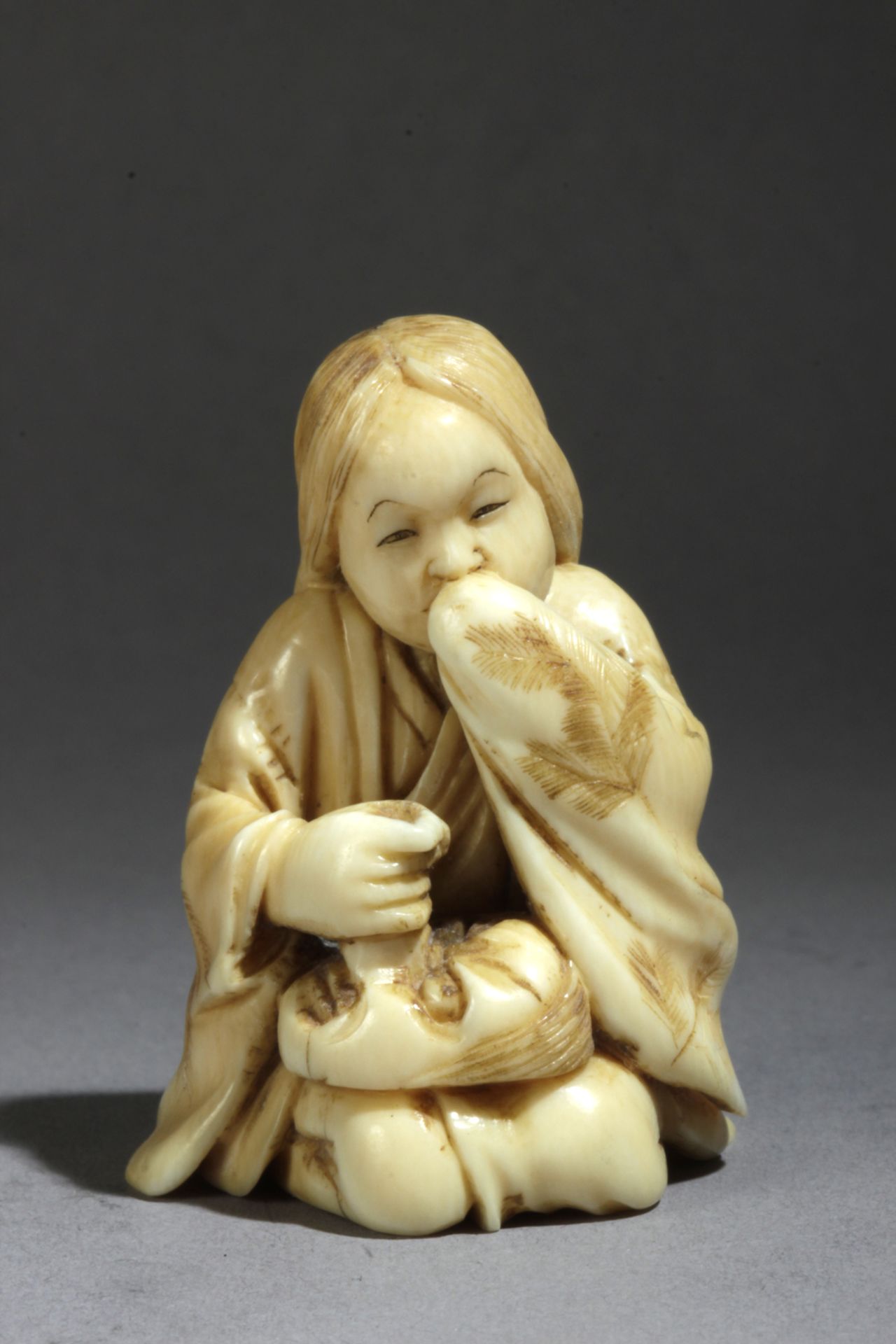 A Japanese netsuke circa 1860-1875 from Meiji period. Signed Sozan