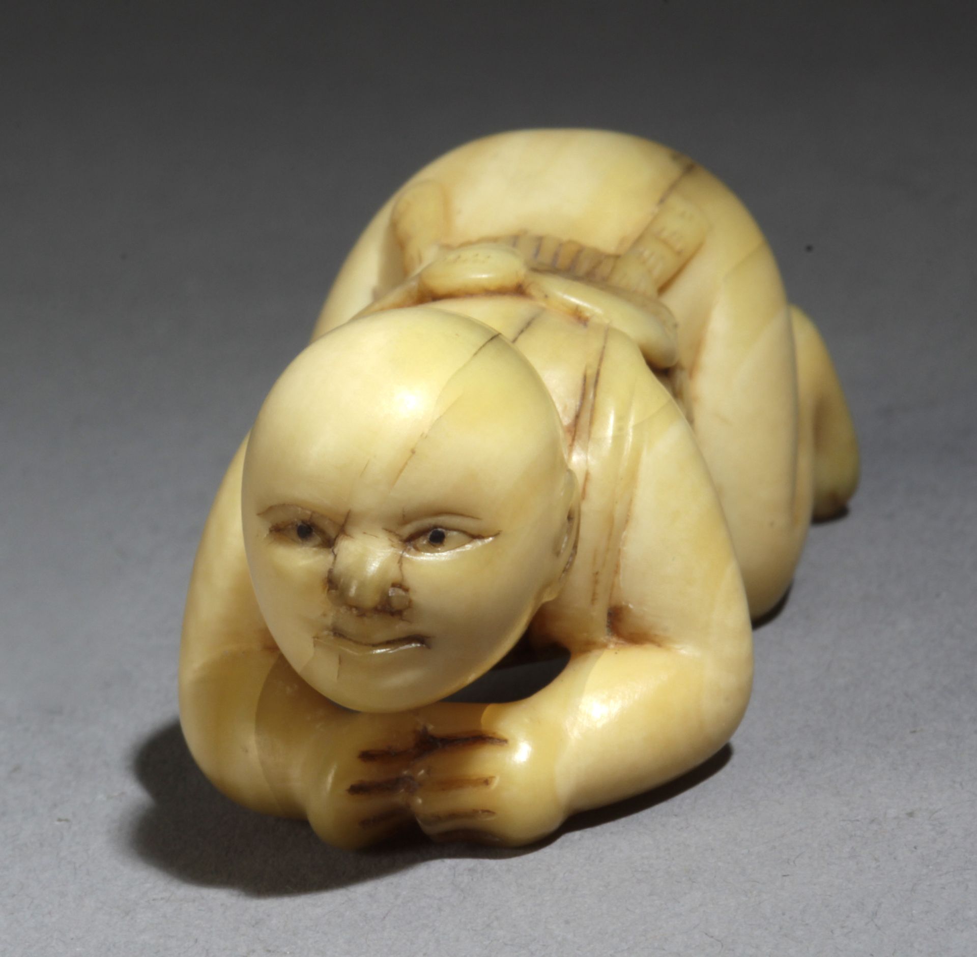 An early 19th century Japanese netsuke from Edo period - Bild 3 aus 6