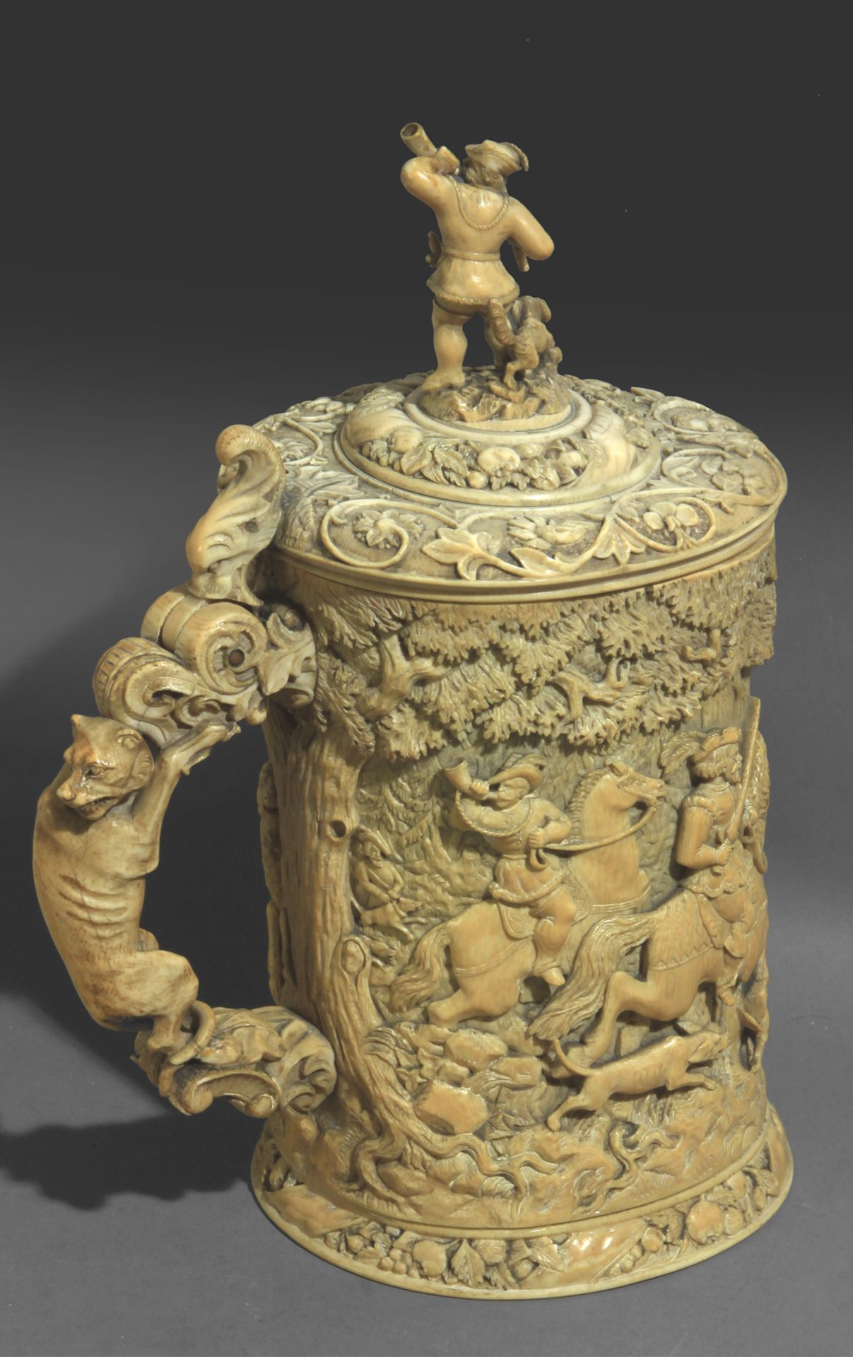Early 18th century possibly German tankard - Image 4 of 14