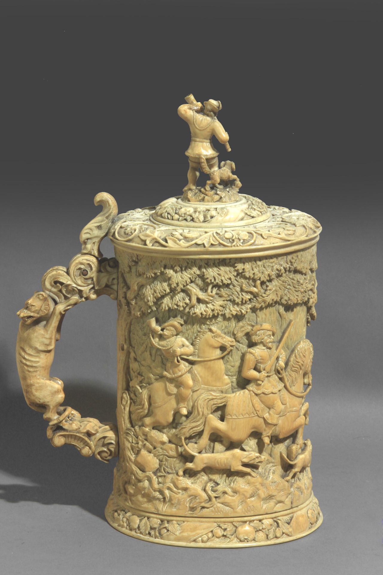 Early 18th century possibly German tankard - Image 8 of 14