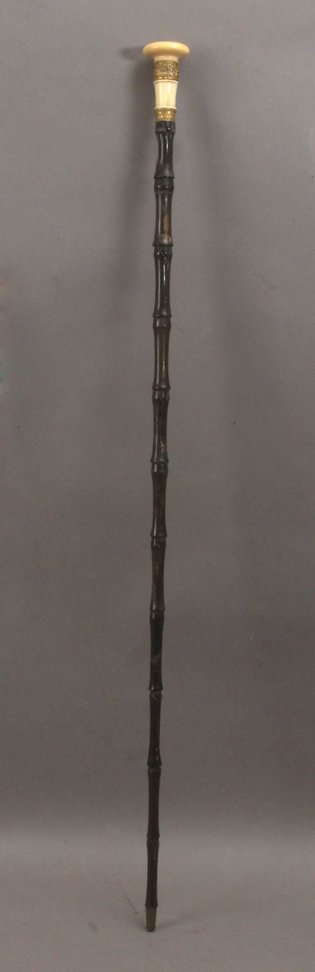 A walking cane circa 1900 - Image 6 of 8