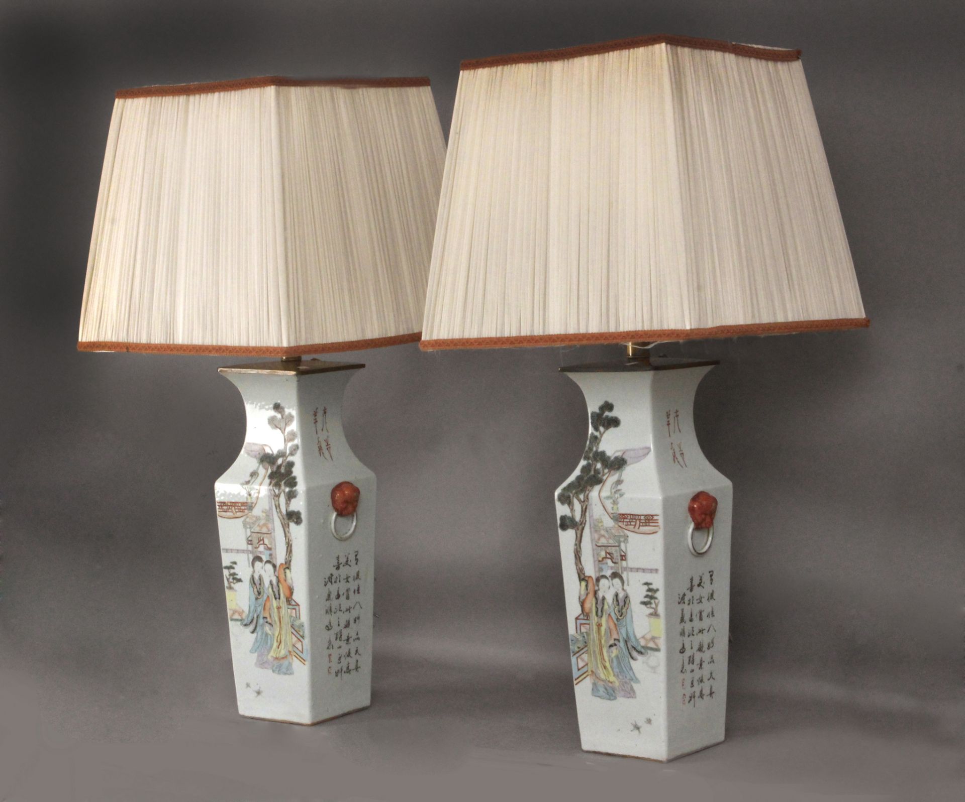 A pair of 20th century Chinese porcelain vases