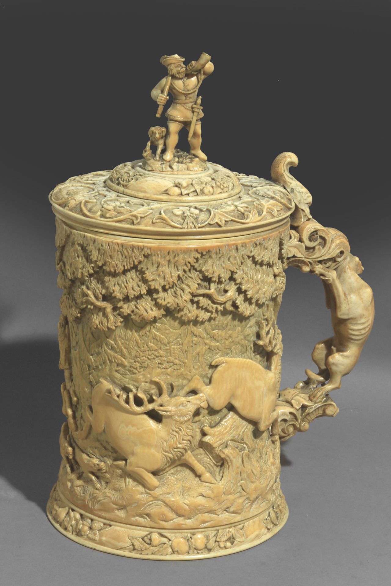 Early 18th century possibly German tankard - Image 10 of 14